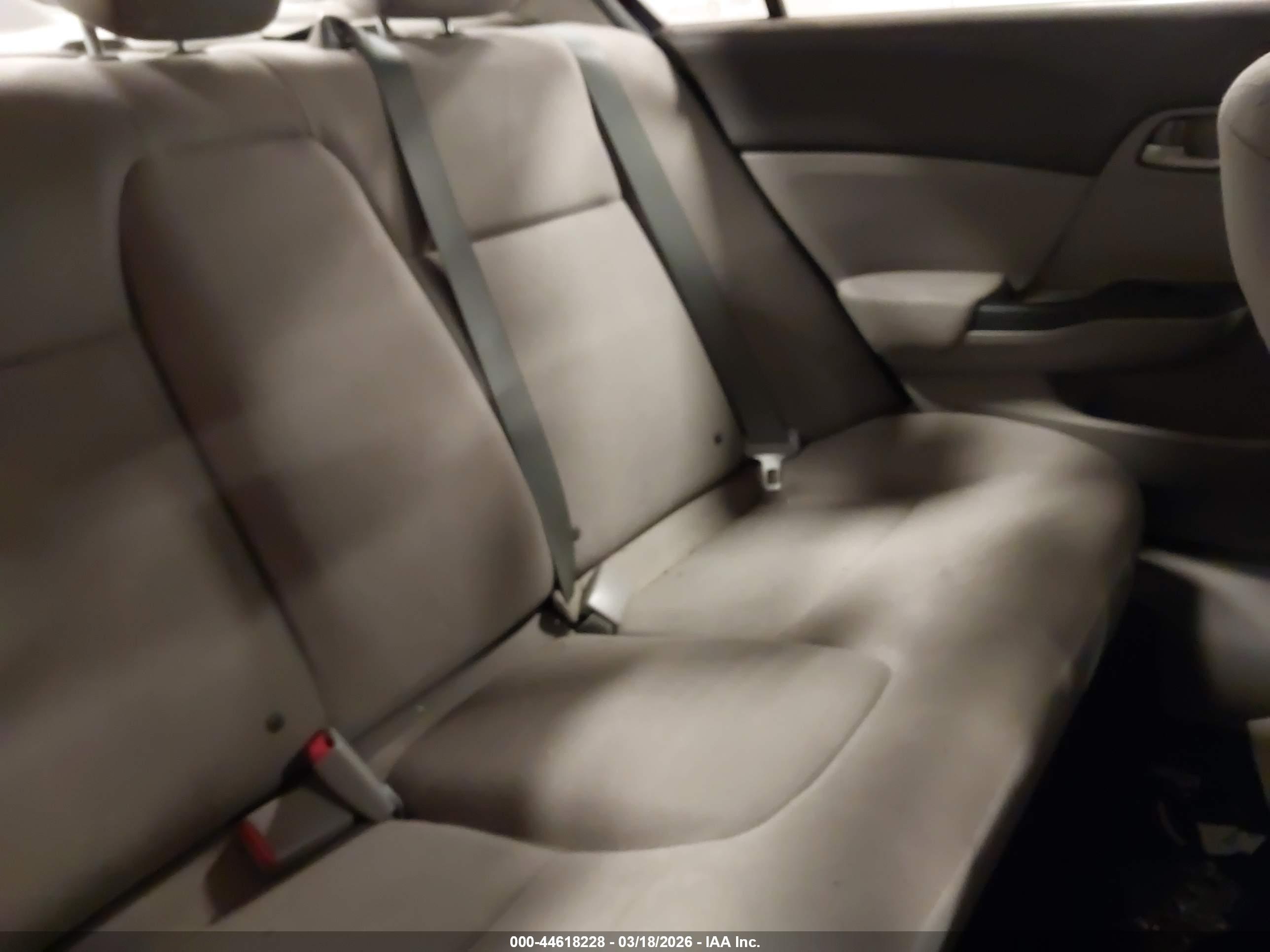 HONDA CIVIC image 8