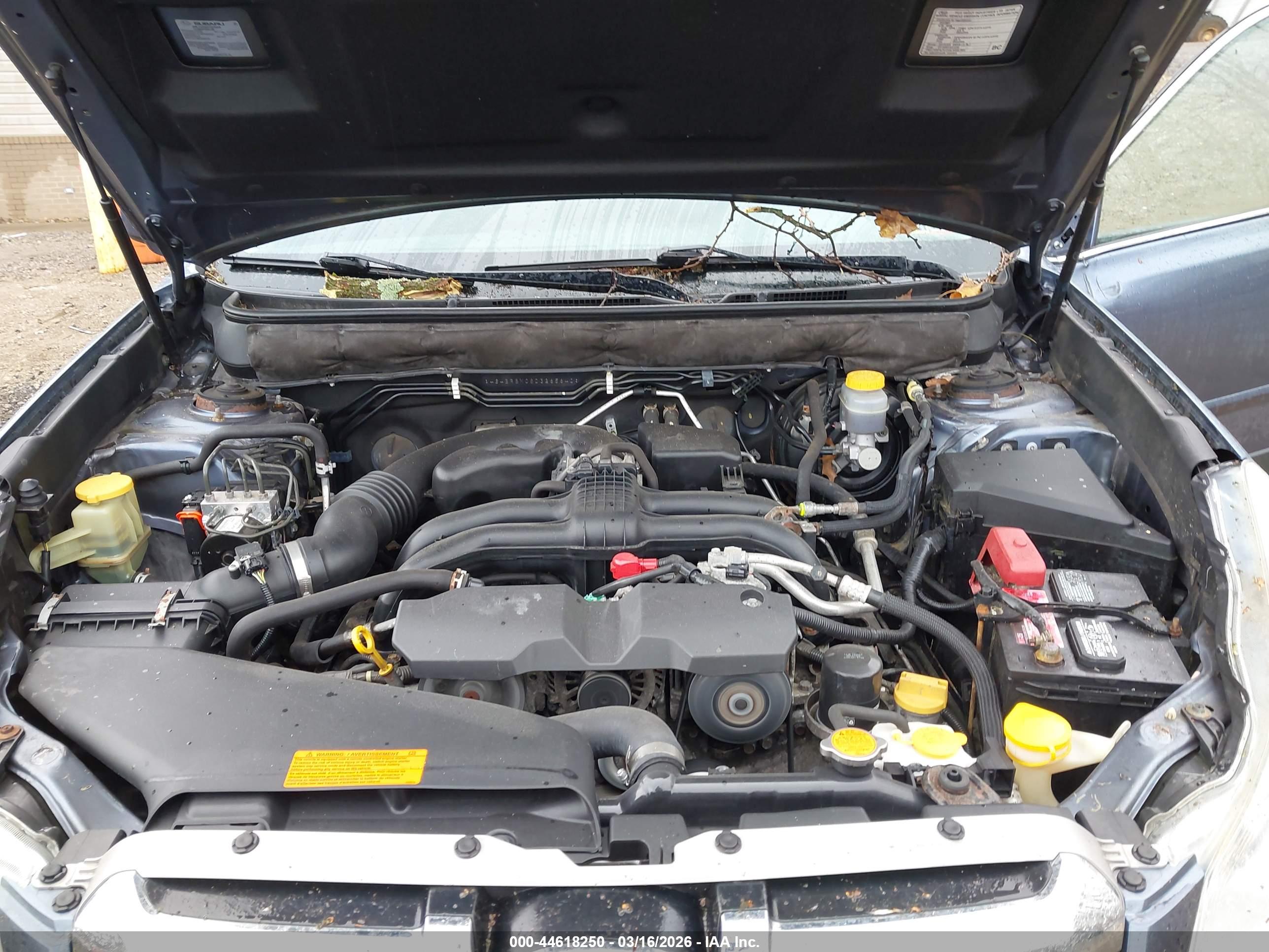 SUBARU OUTBACK image 10