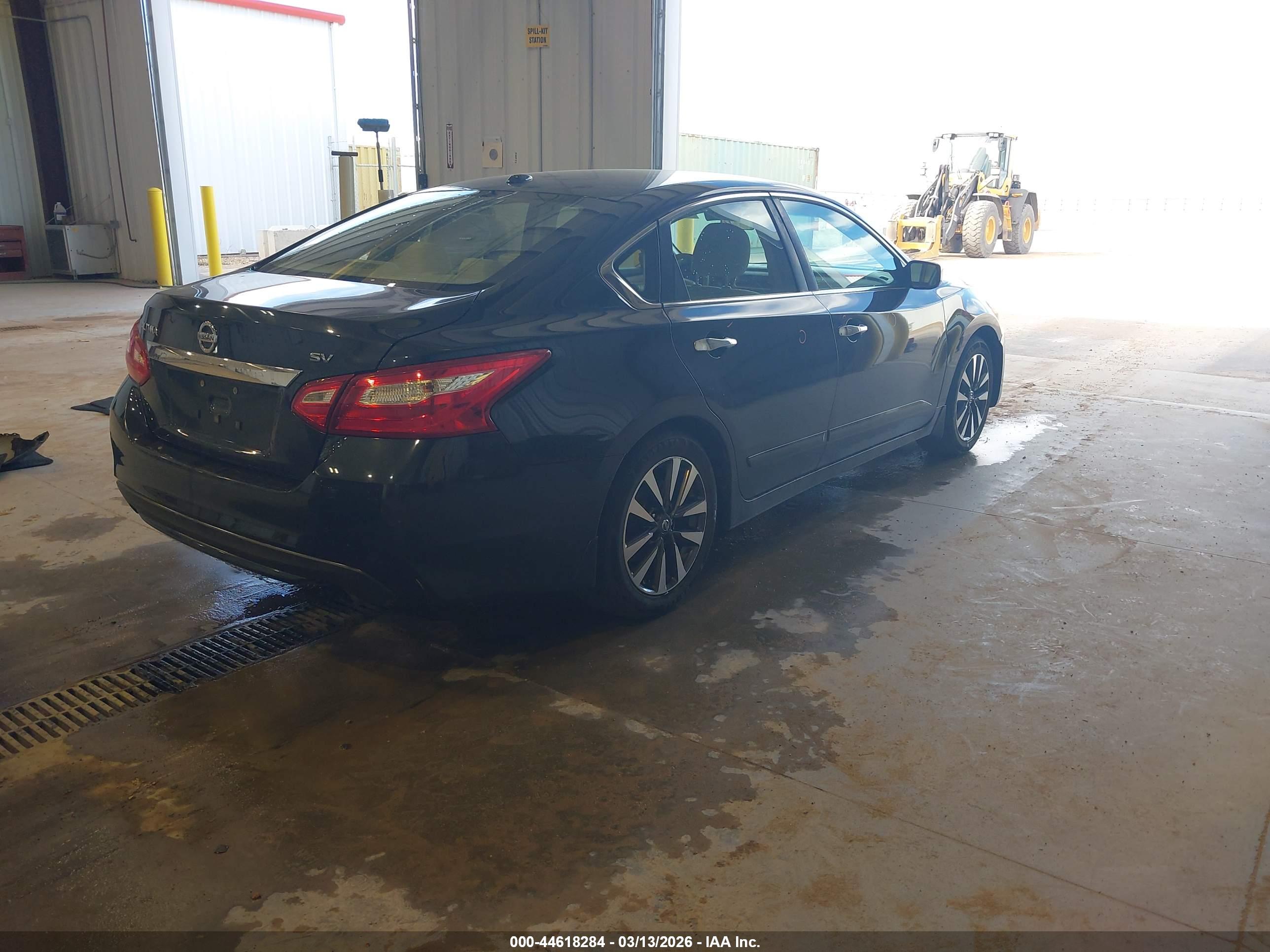 NISSAN ALTIMA image 4