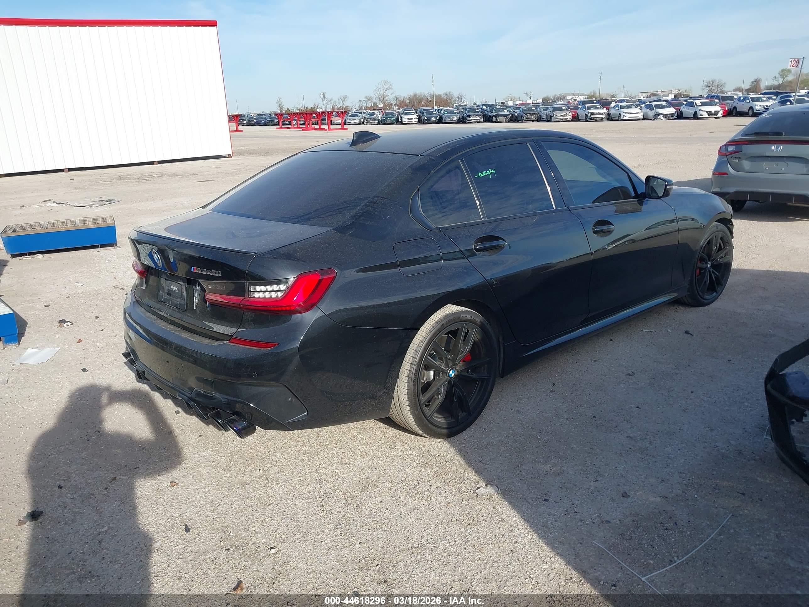 BMW M340I image 4
