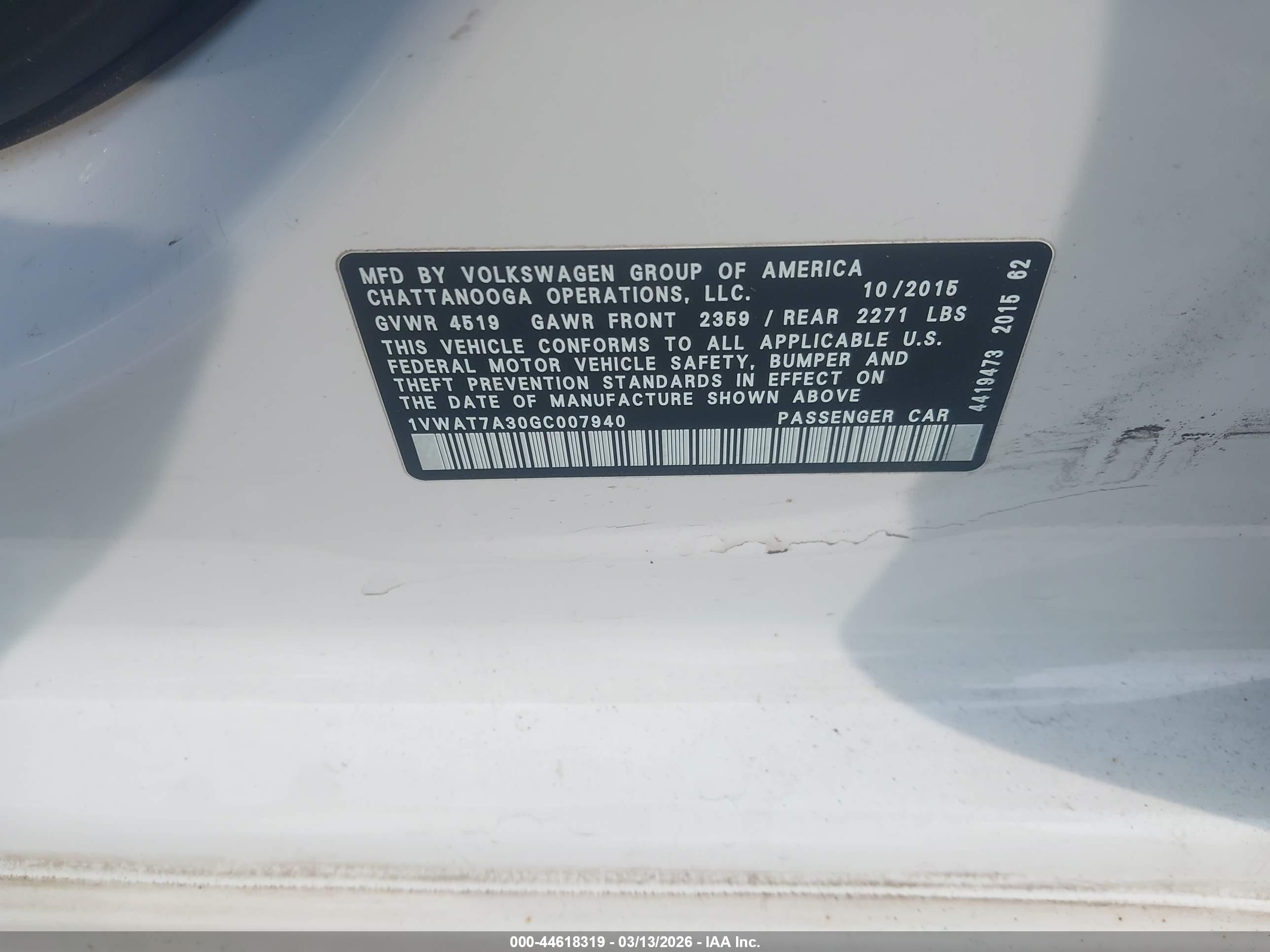 VOLKSWAGEN PASSAT image 9