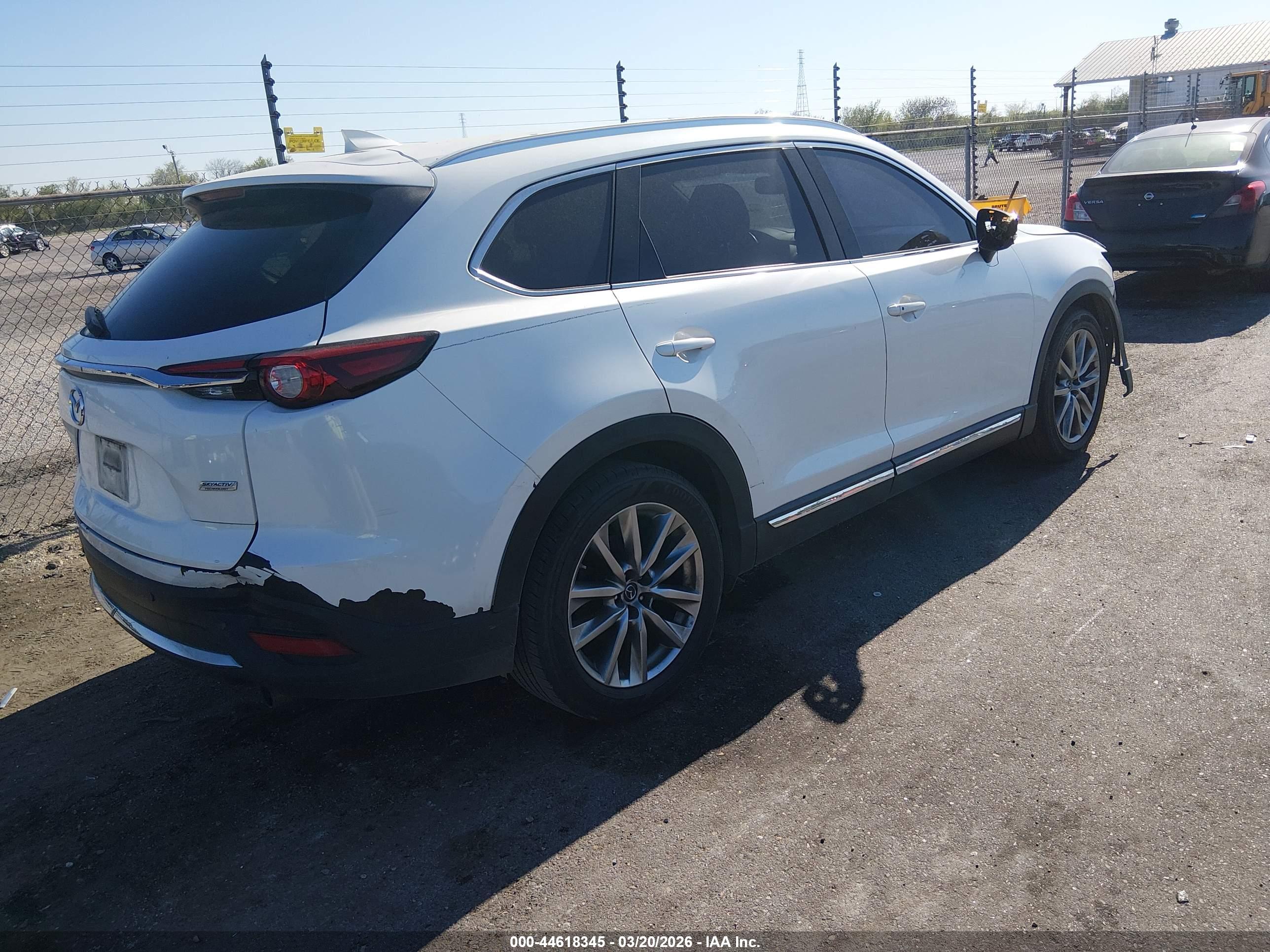 MAZDA CX-9 image 4