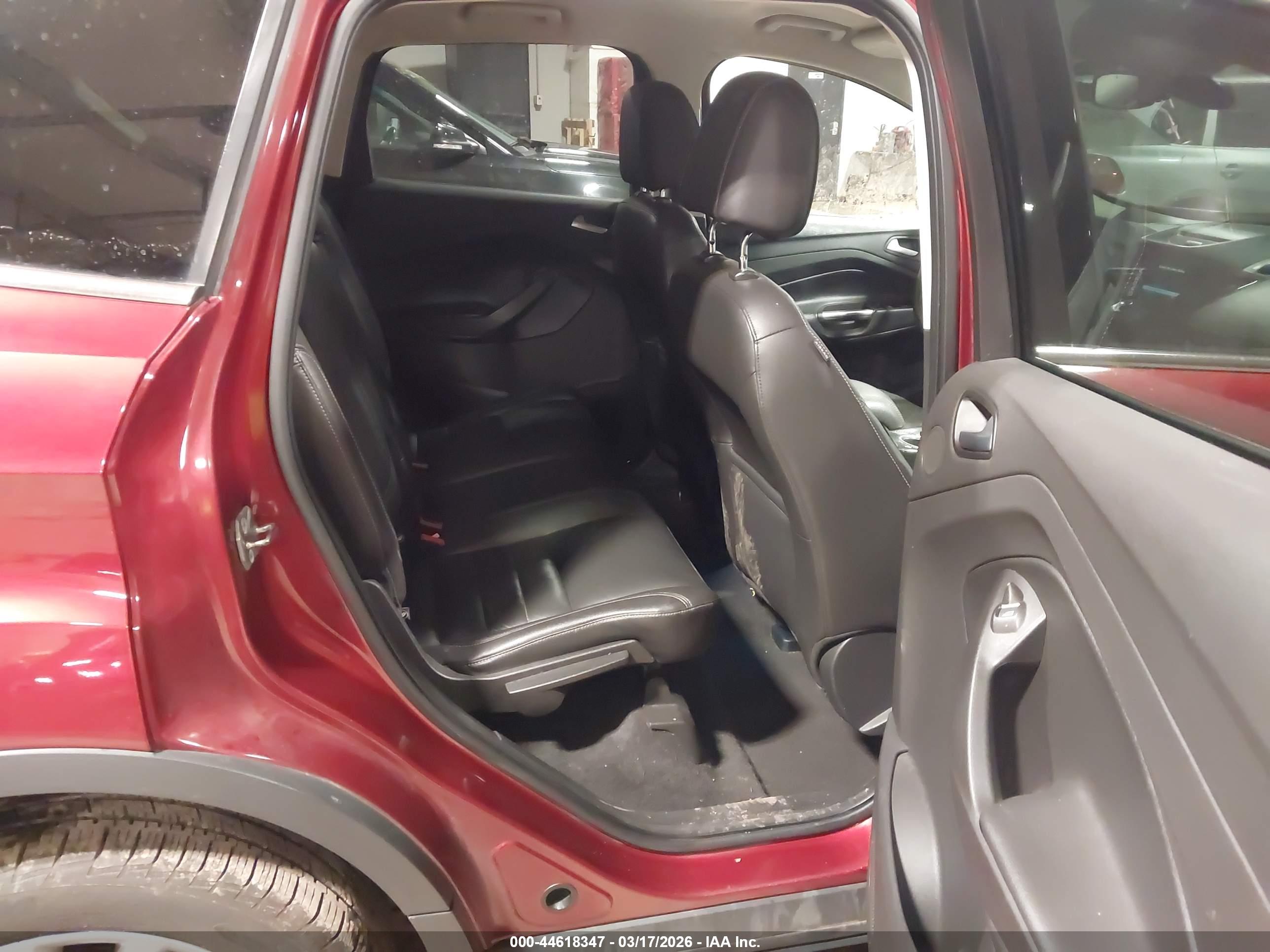 FORD ESCAPE image 8