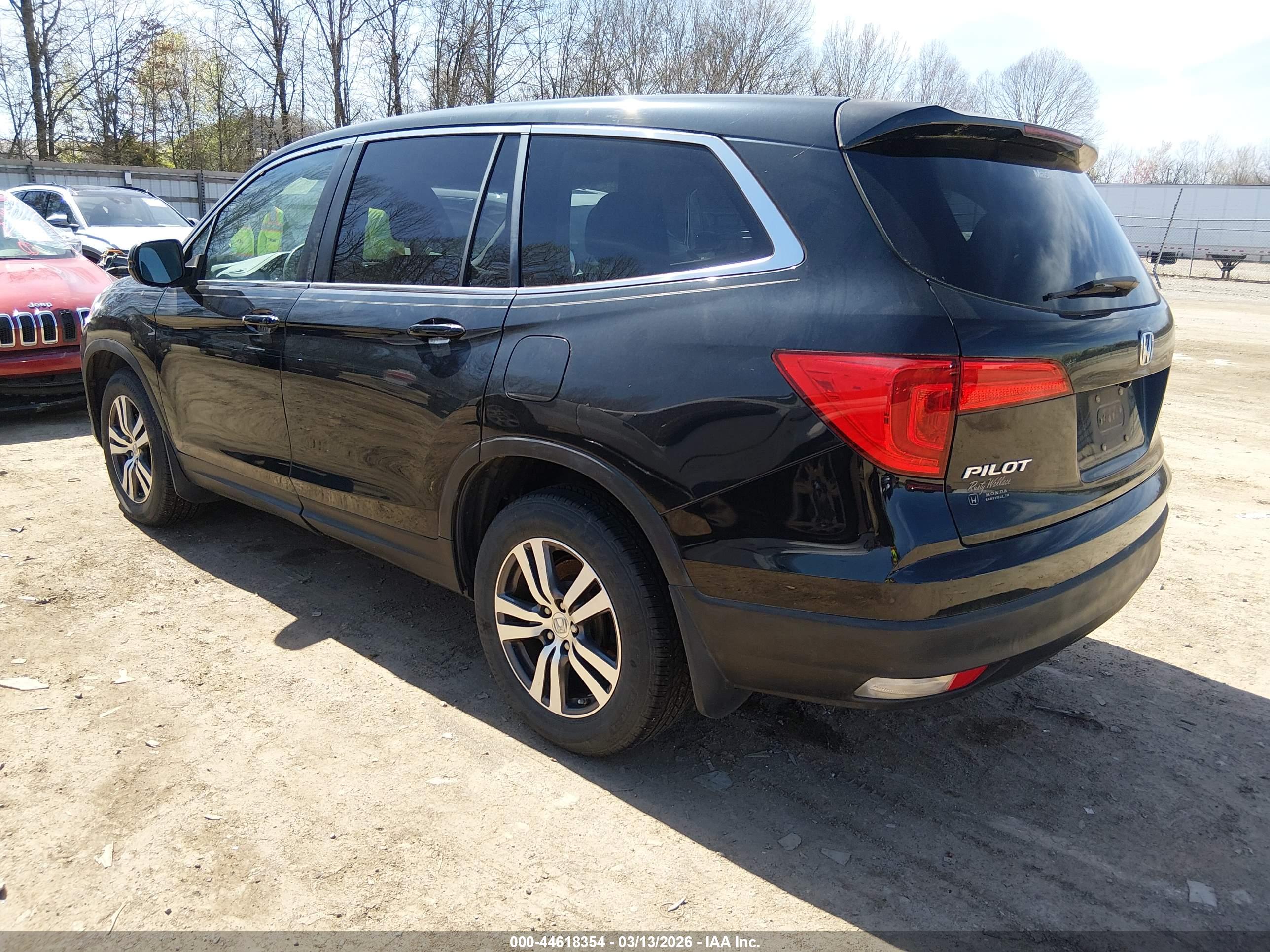 HONDA PILOT image 3