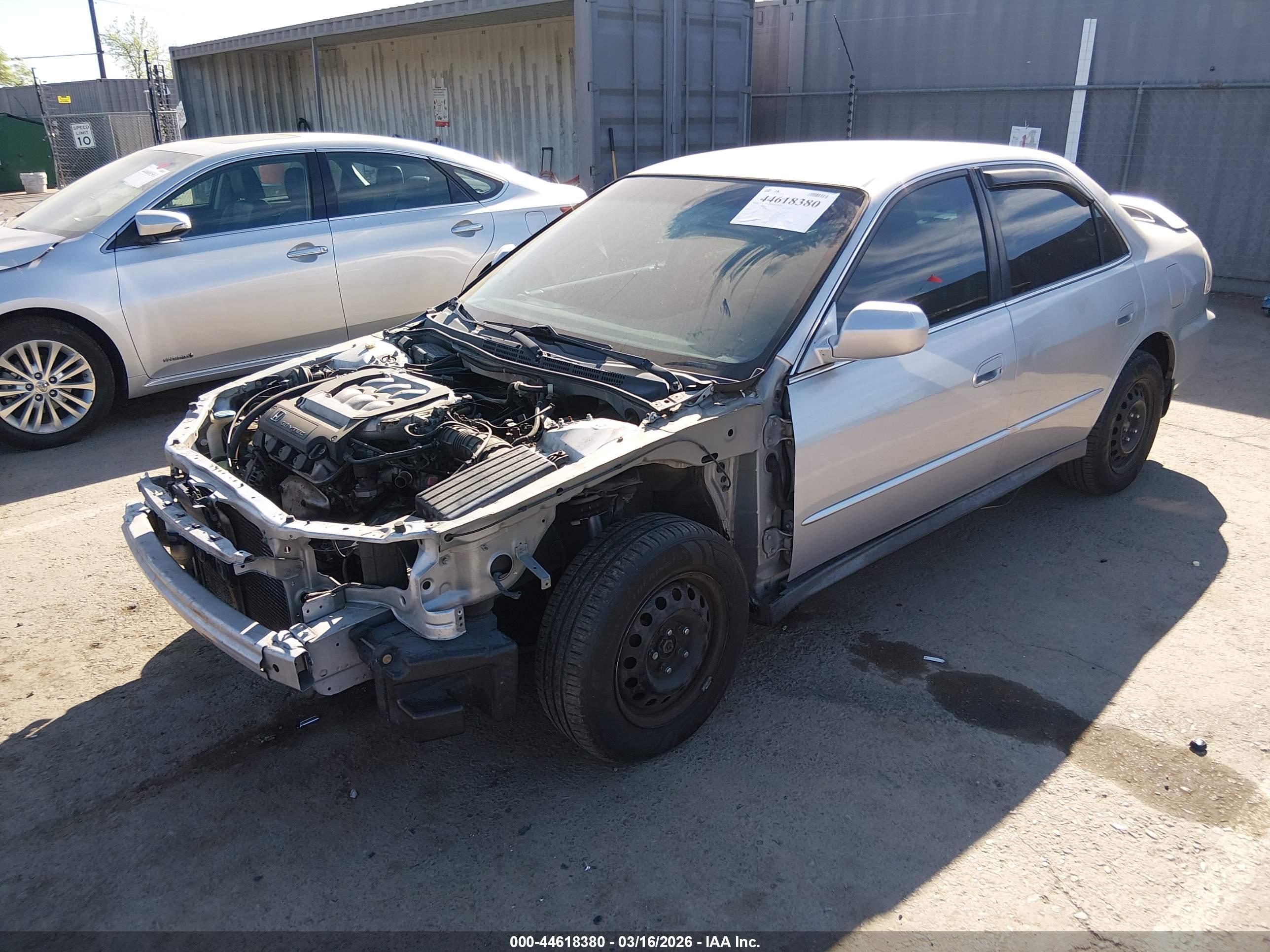 HONDA ACCORD image 2