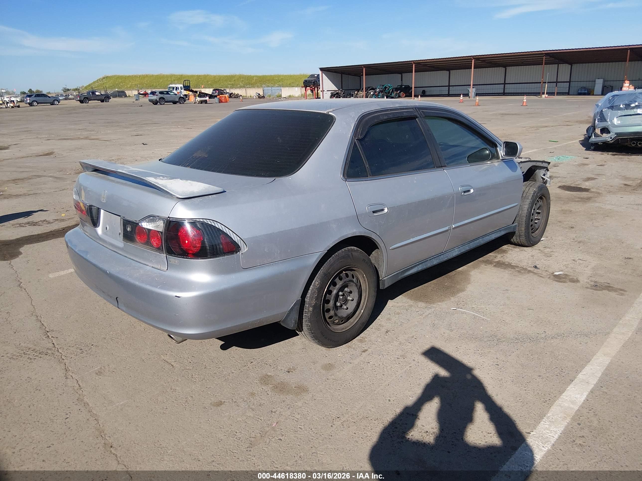 HONDA ACCORD image 4
