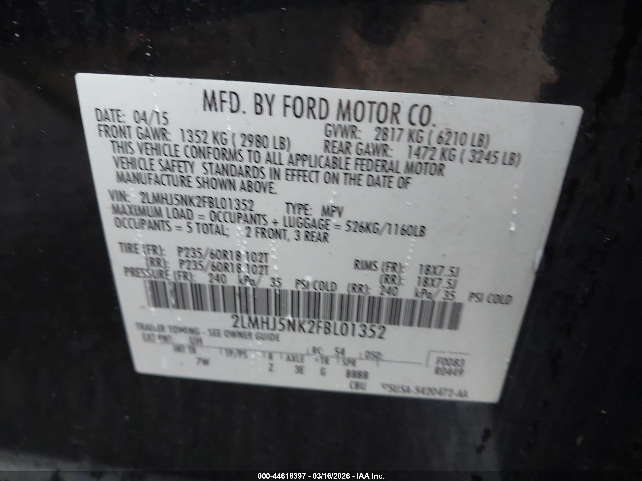 LINCOLN MKT image 9