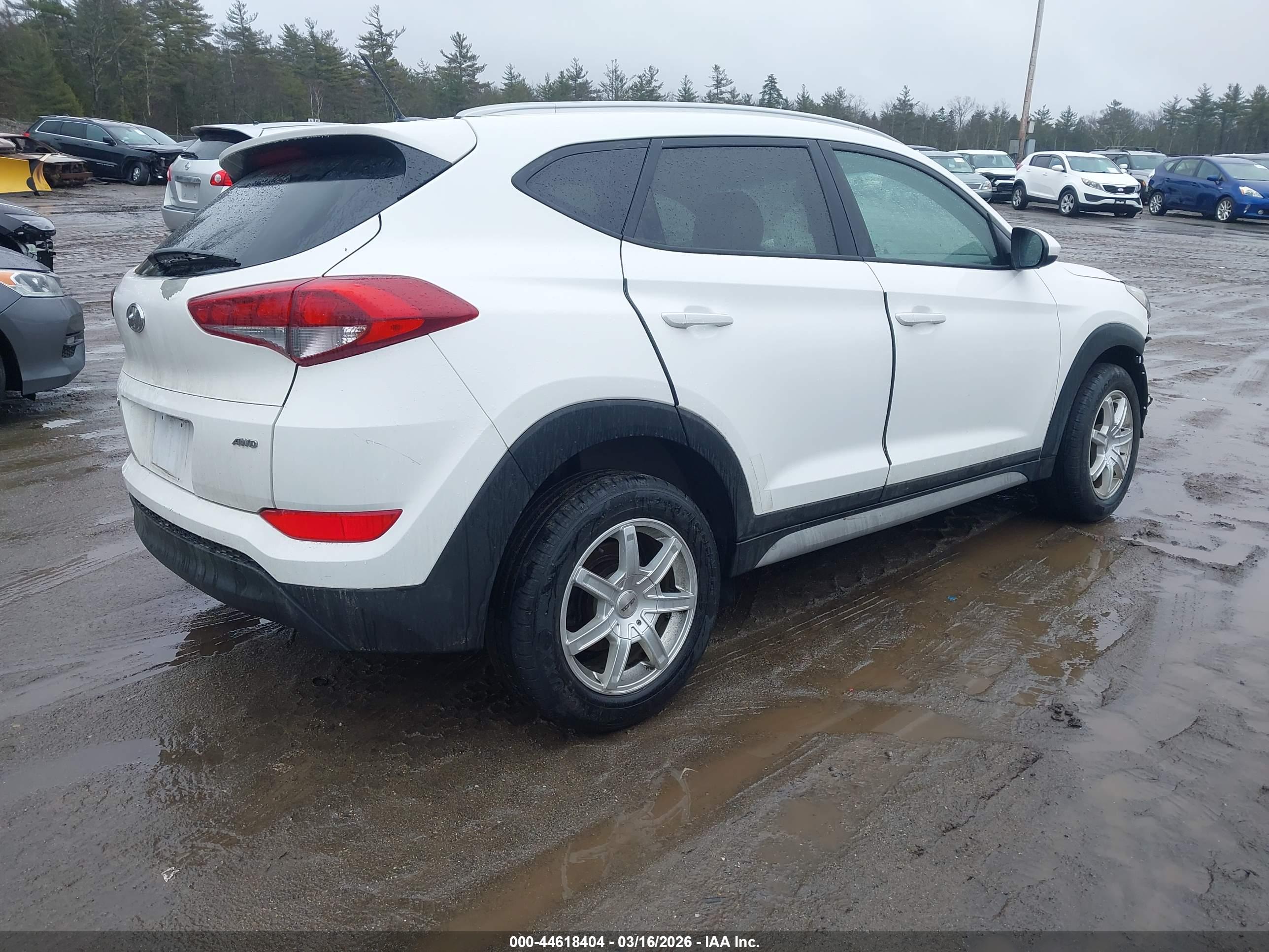 HYUNDAI TUCSON image 4