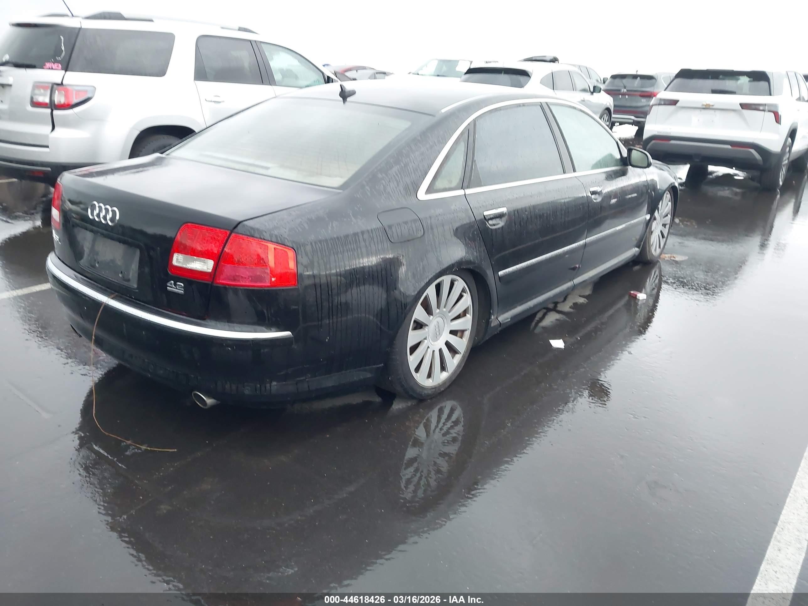 AUDI A8 image 4