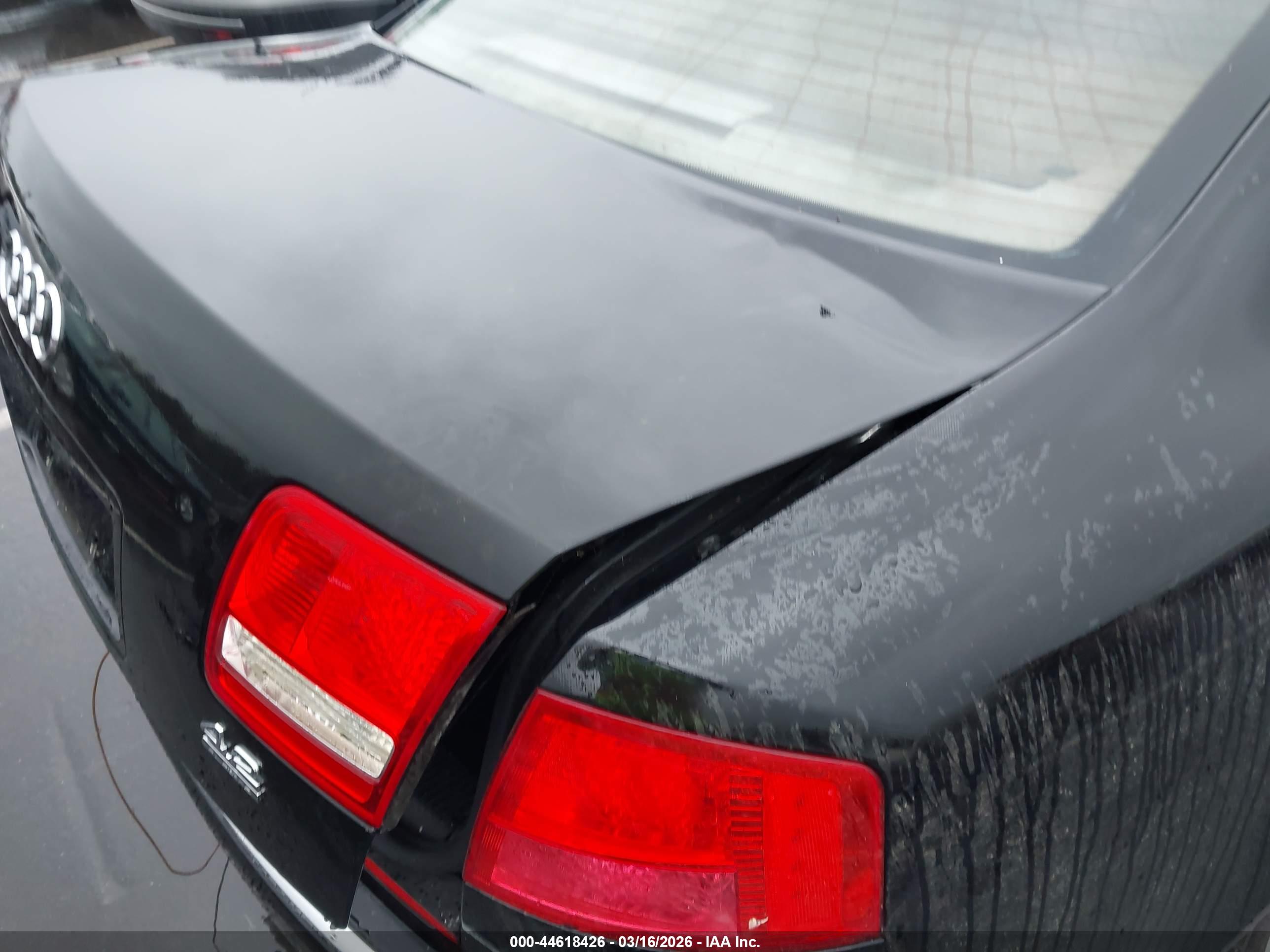 AUDI A8 image 6