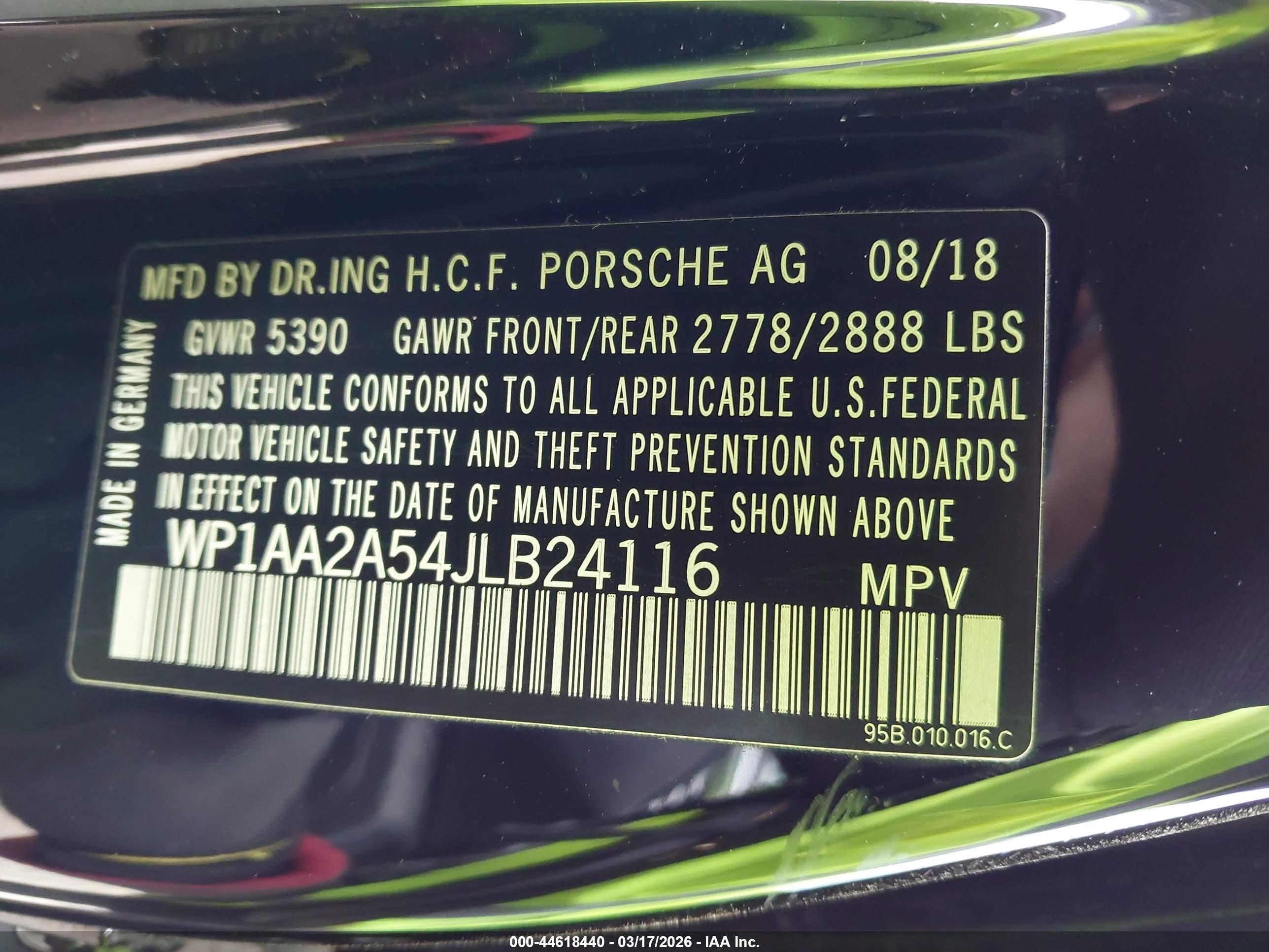 PORSCHE MACAN image 9