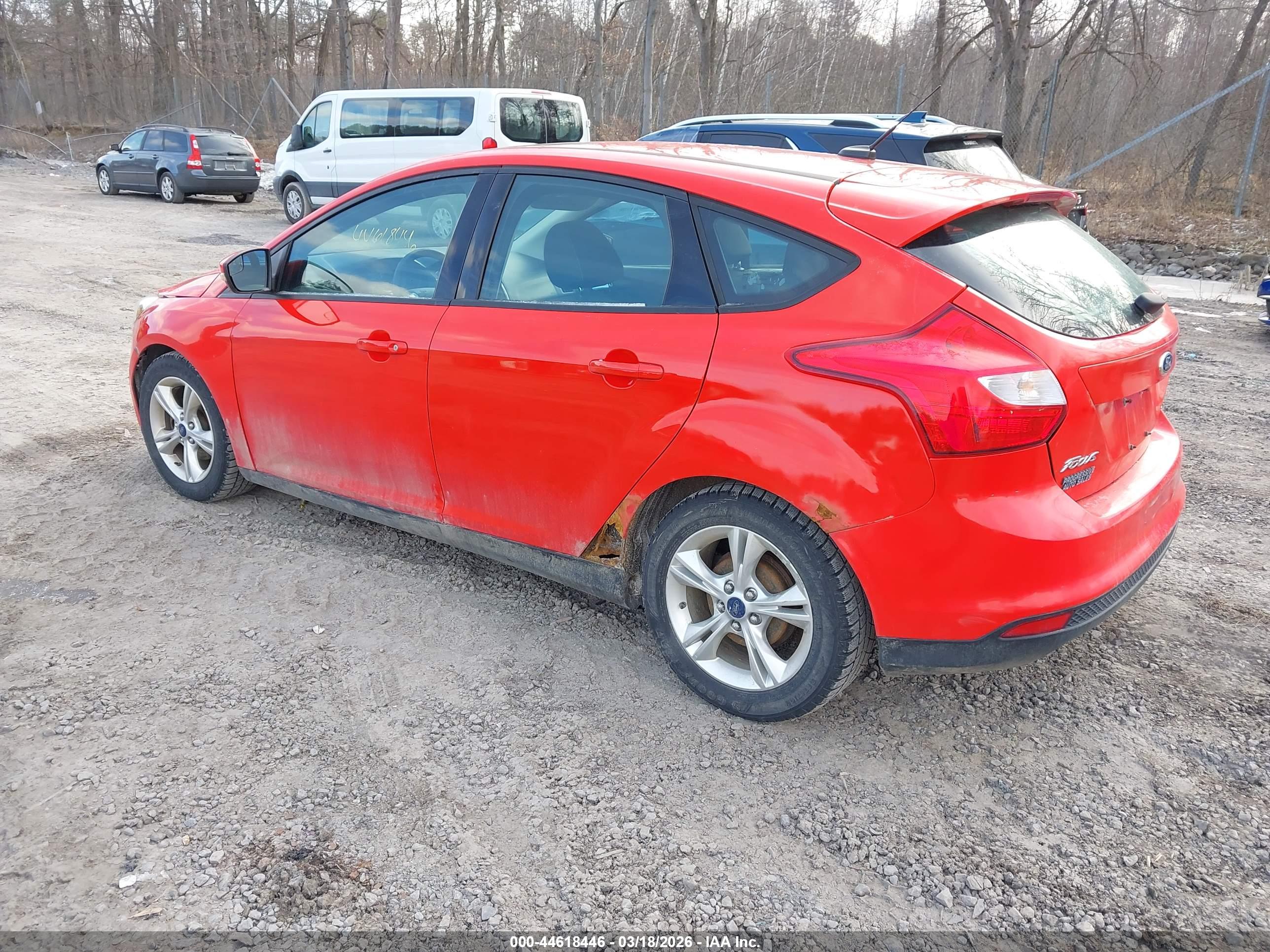 FORD FOCUS image 3