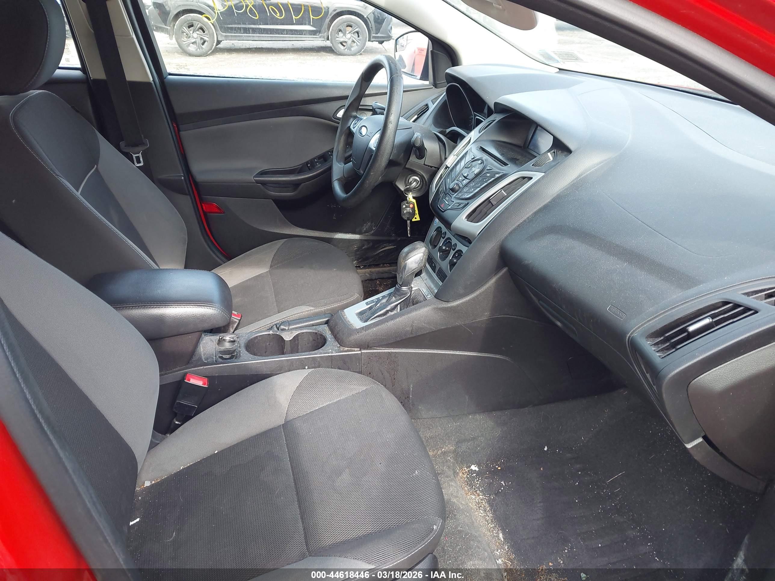 FORD FOCUS image 5