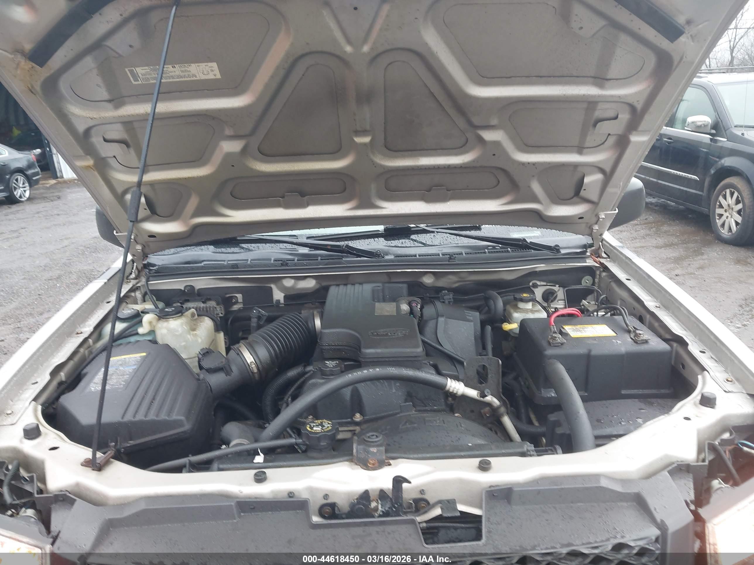 CHEVROLET COLORADO image 10