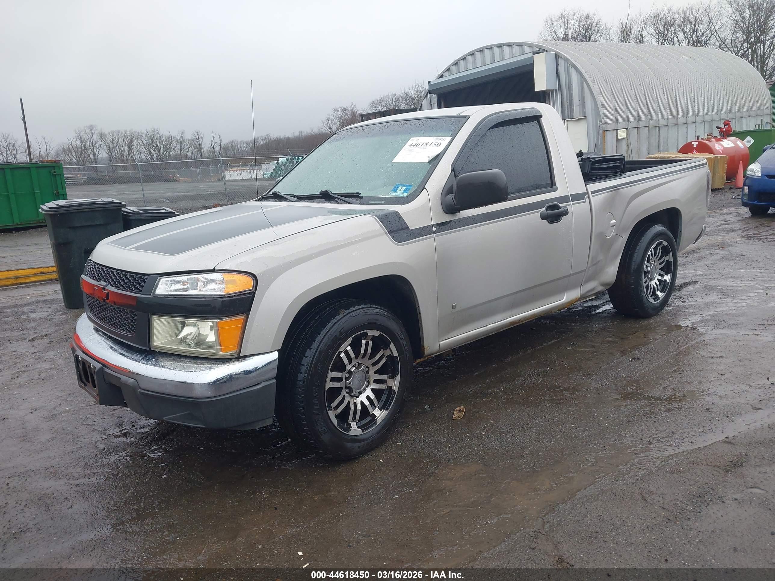 CHEVROLET COLORADO image 2