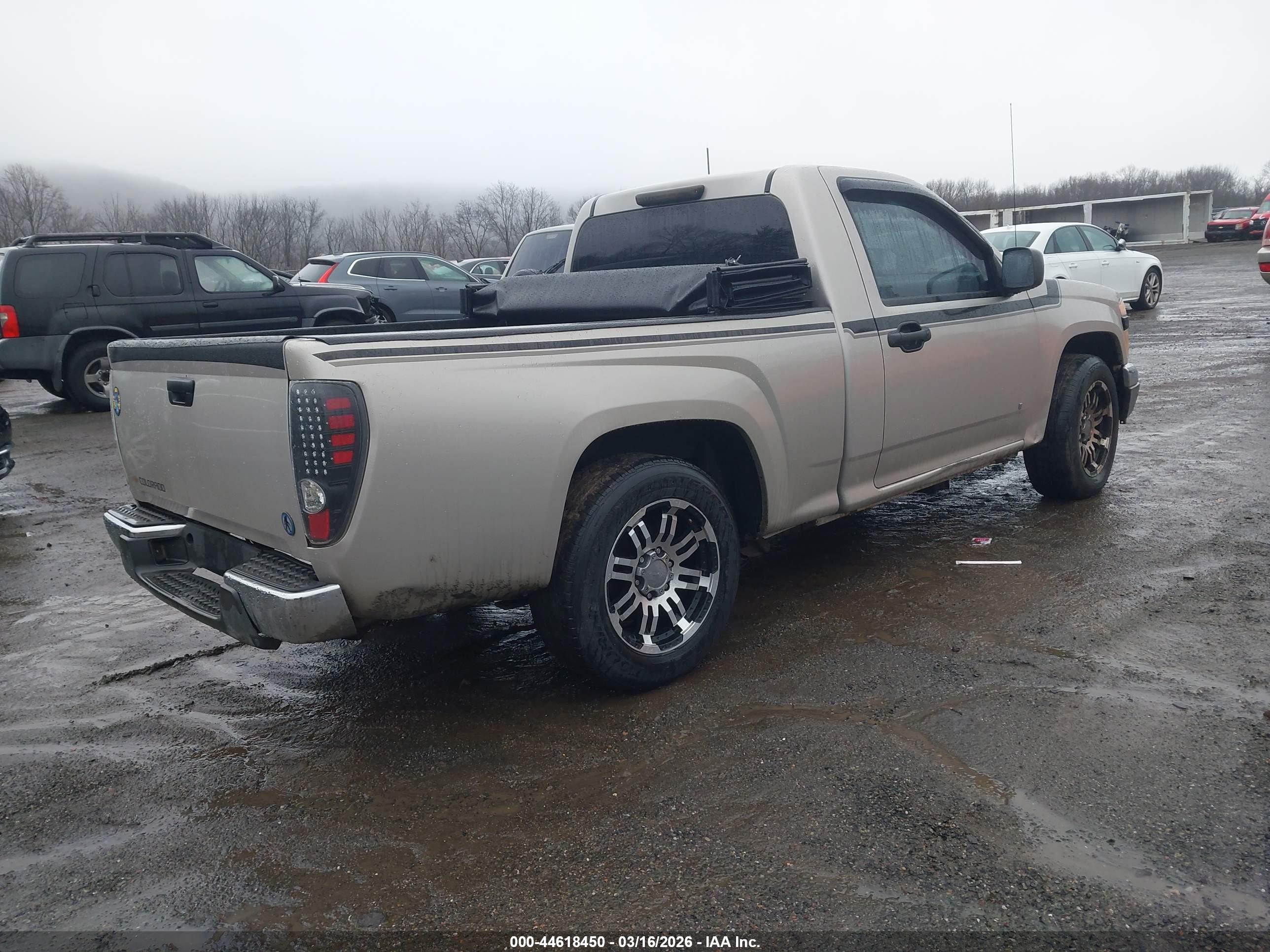CHEVROLET COLORADO image 4
