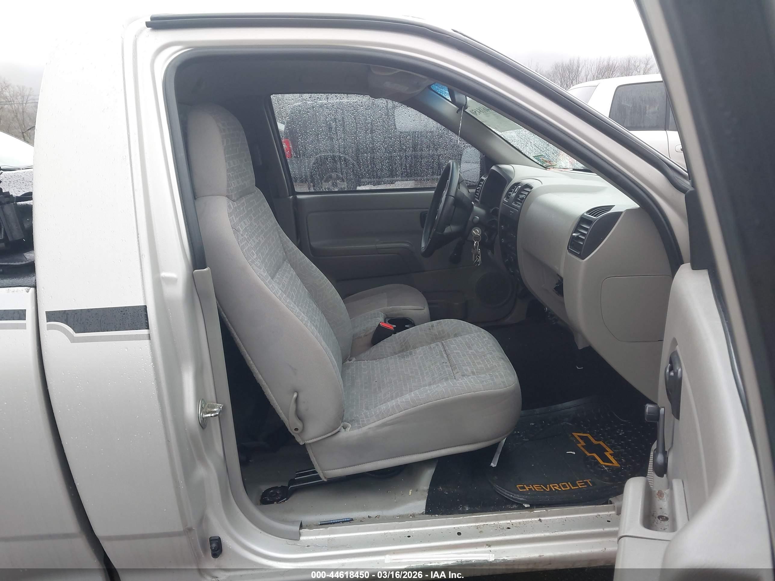 CHEVROLET COLORADO image 5