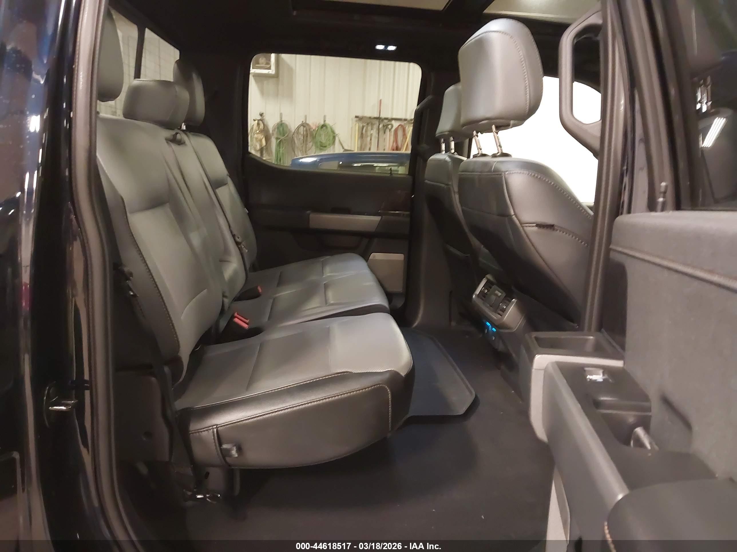 FORD F-150 image 8