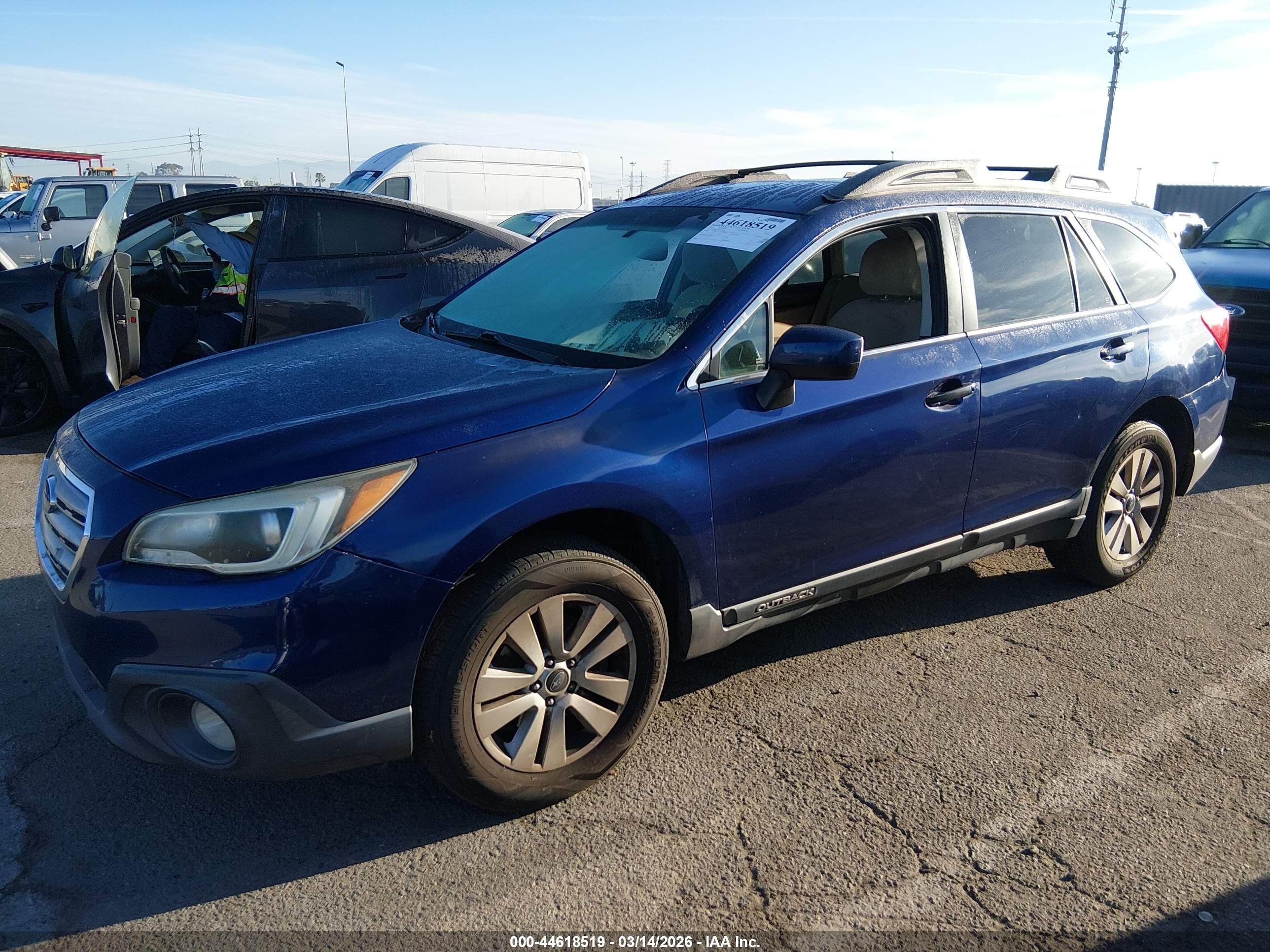 SUBARU OUTBACK image 2