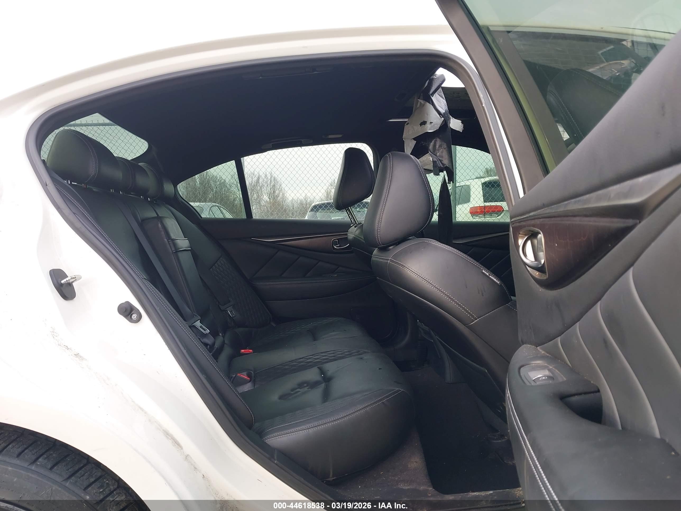 INFINITI Q50 image 8