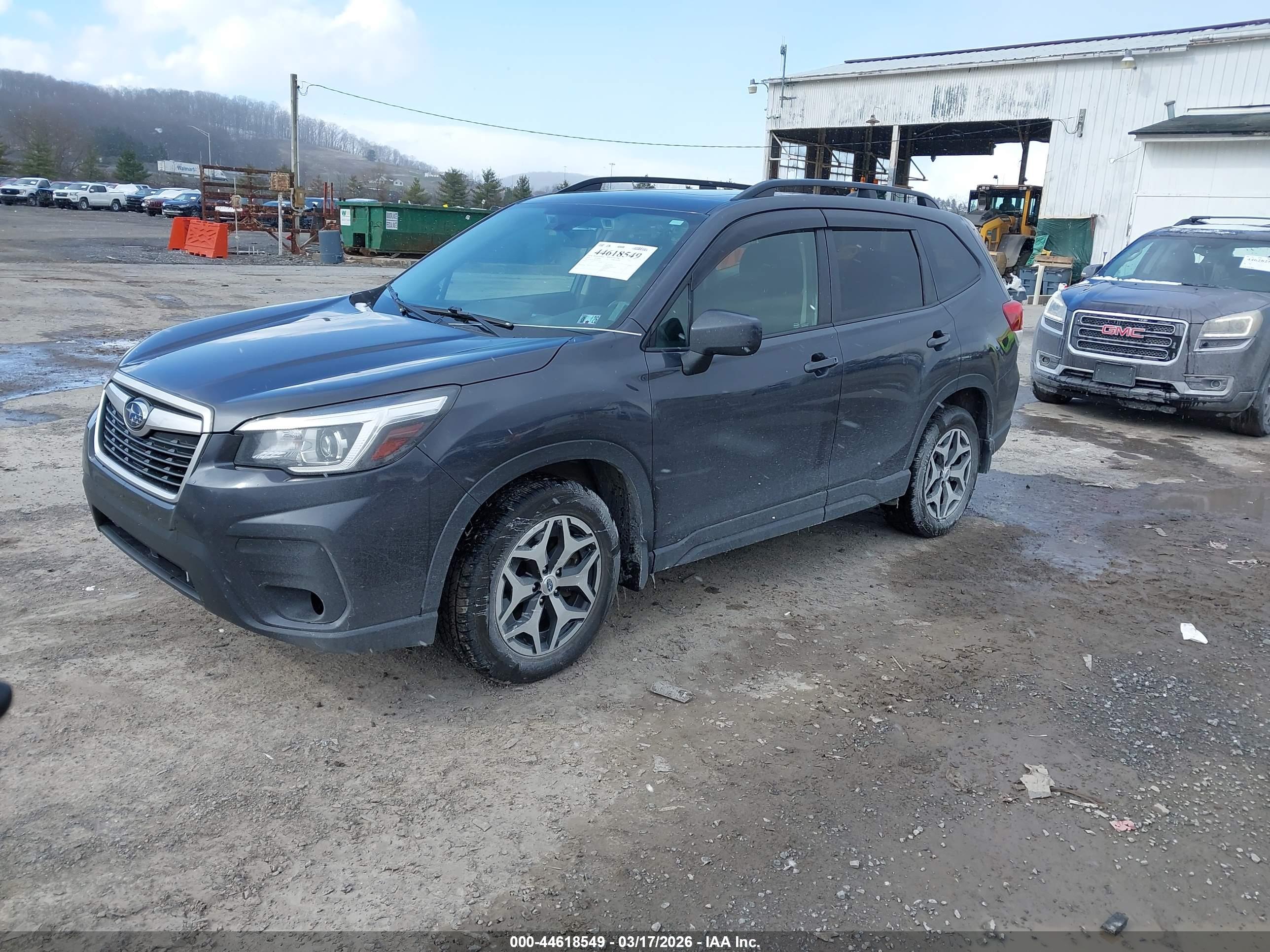SUBARU FORESTER image 2