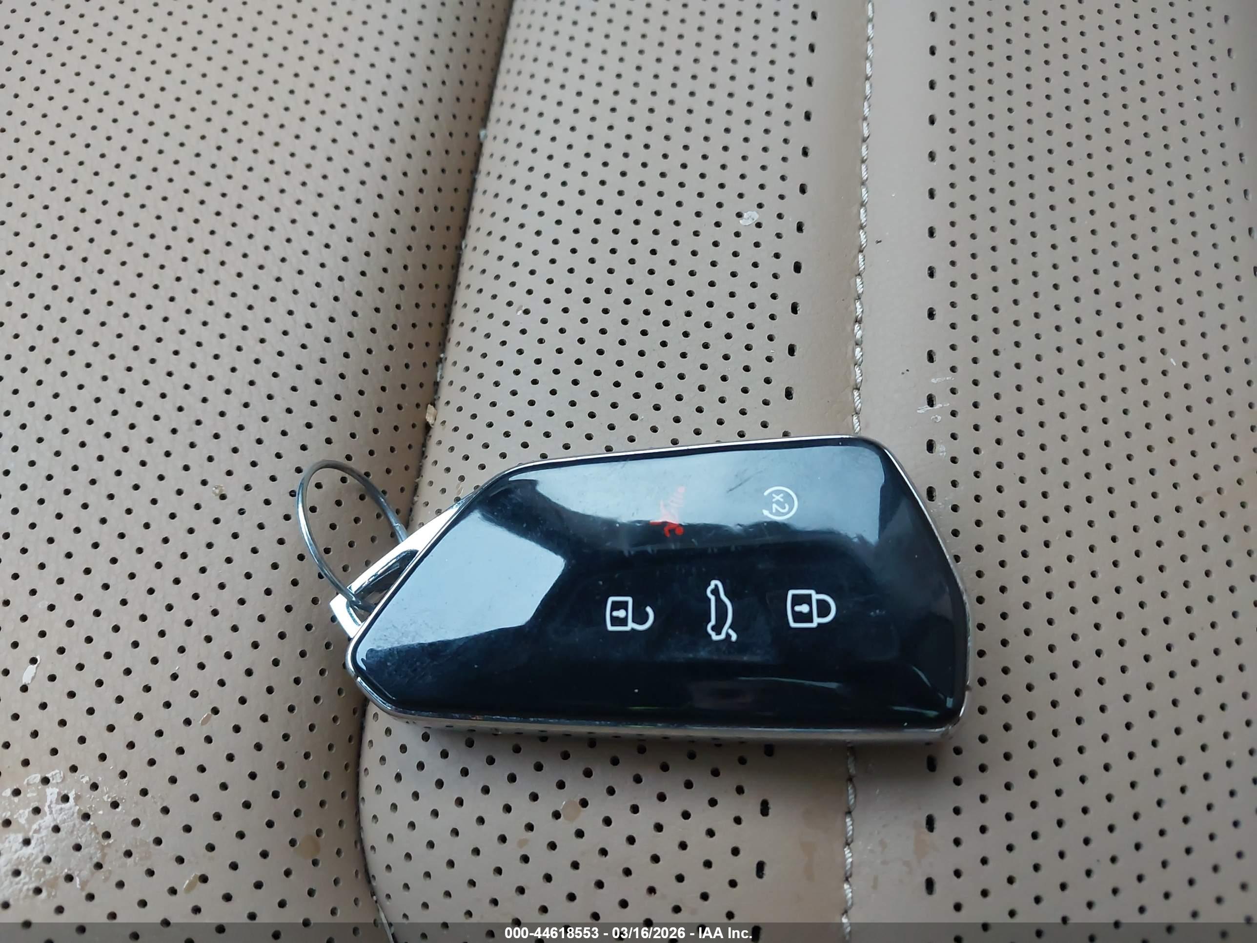 VOLKSWAGEN ATLAS image 11