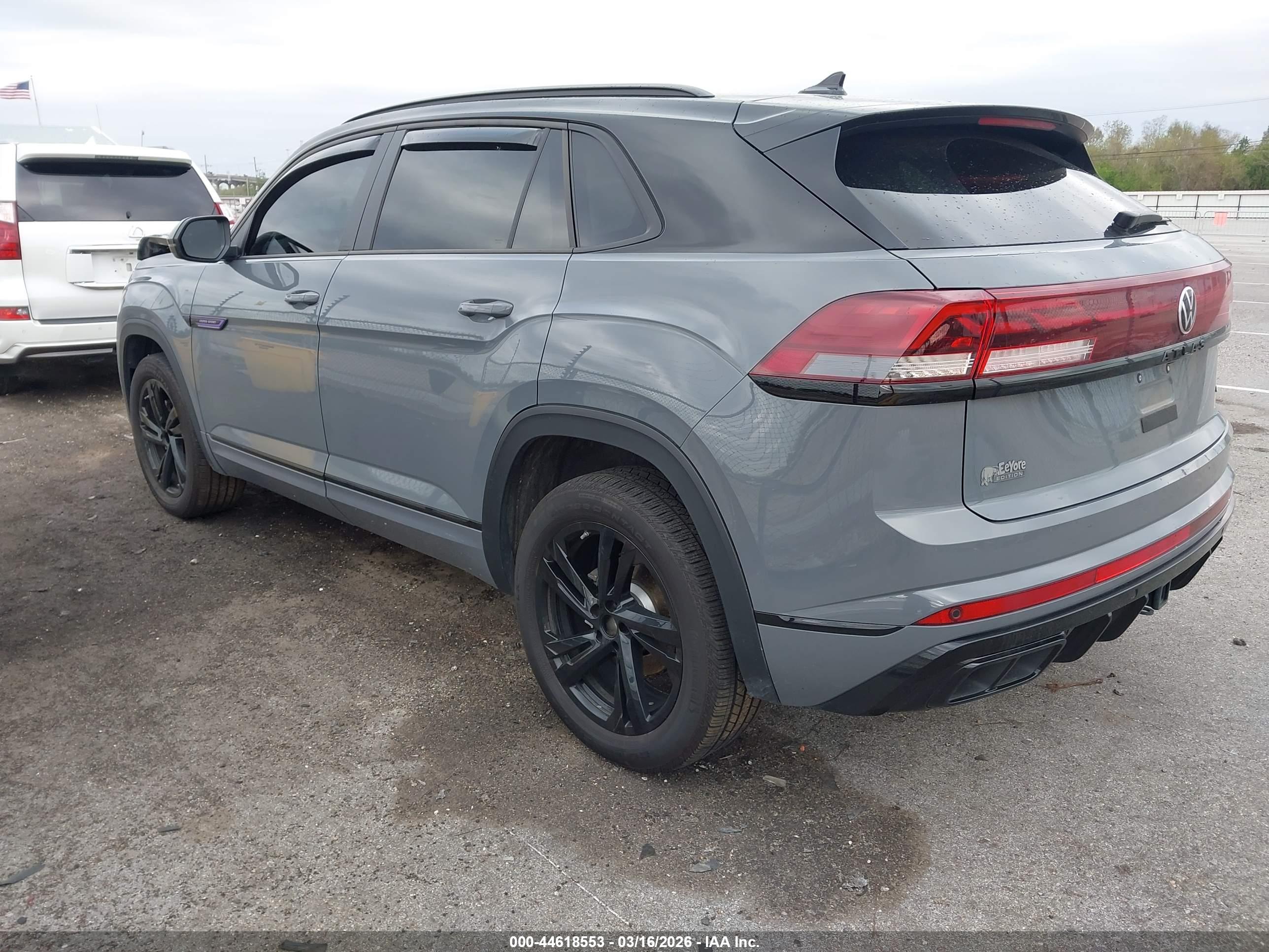VOLKSWAGEN ATLAS image 3