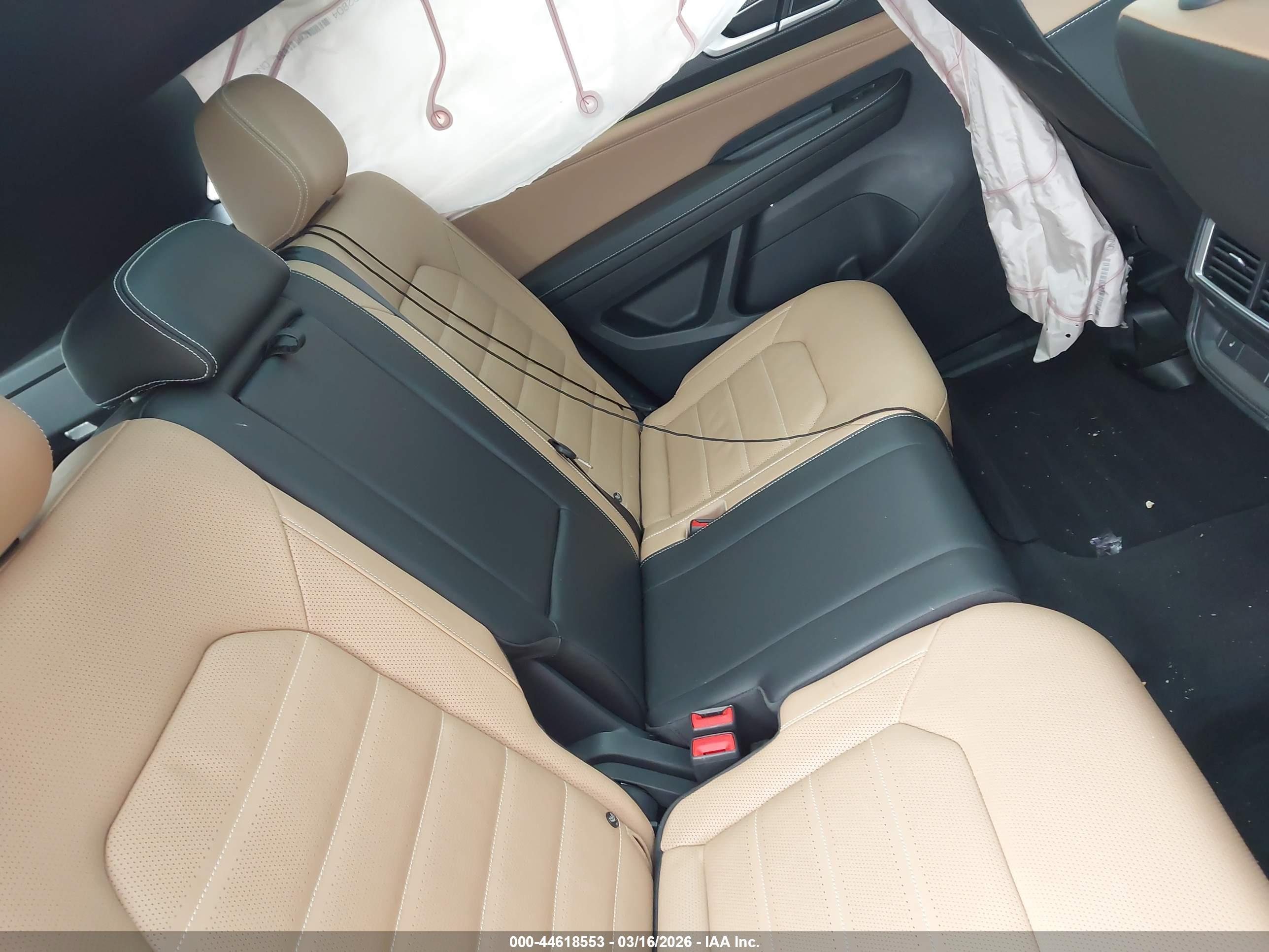 VOLKSWAGEN ATLAS image 8