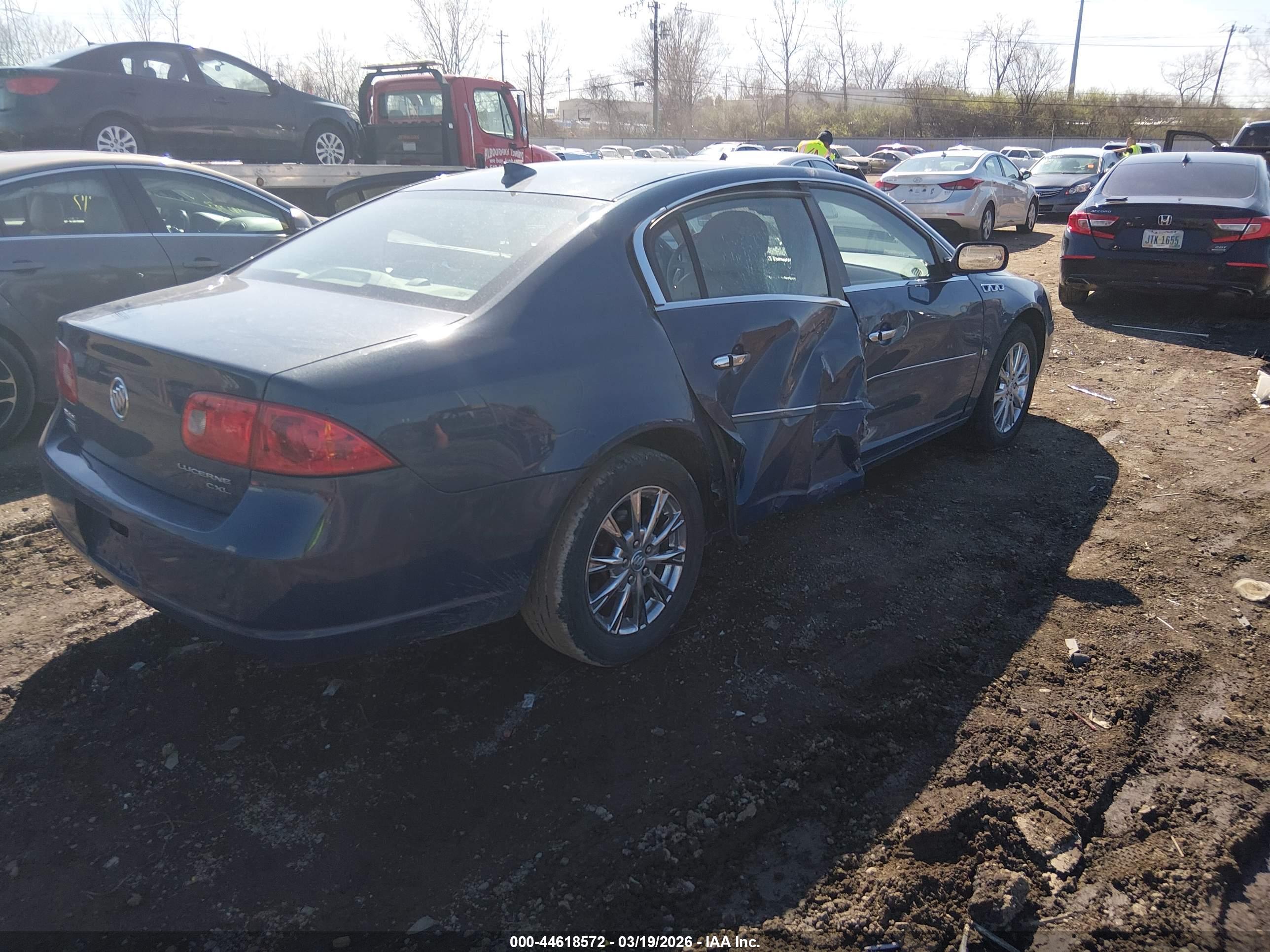 BUICK LUCERNE image 4