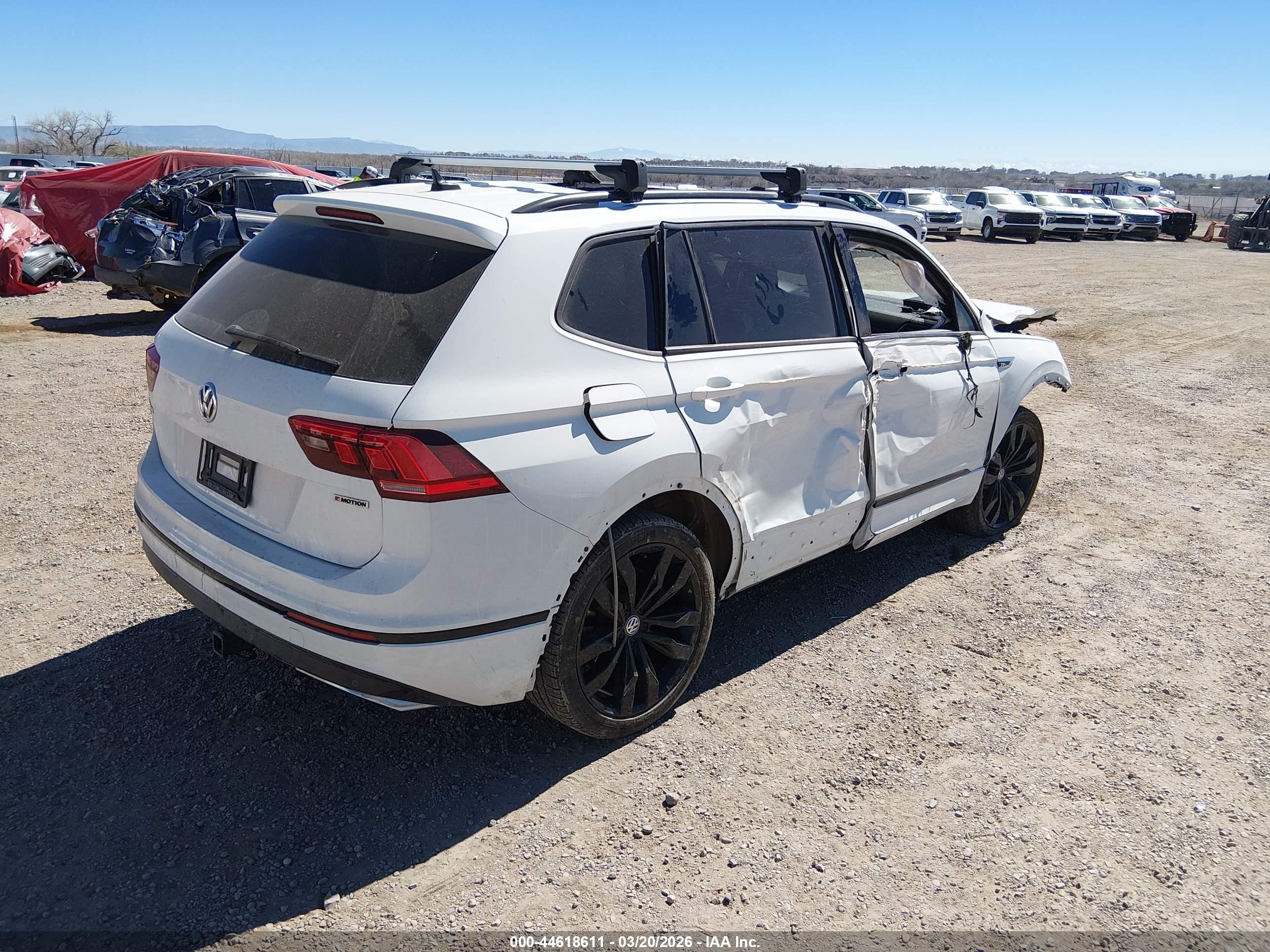 VOLKSWAGEN TIGUAN image 4