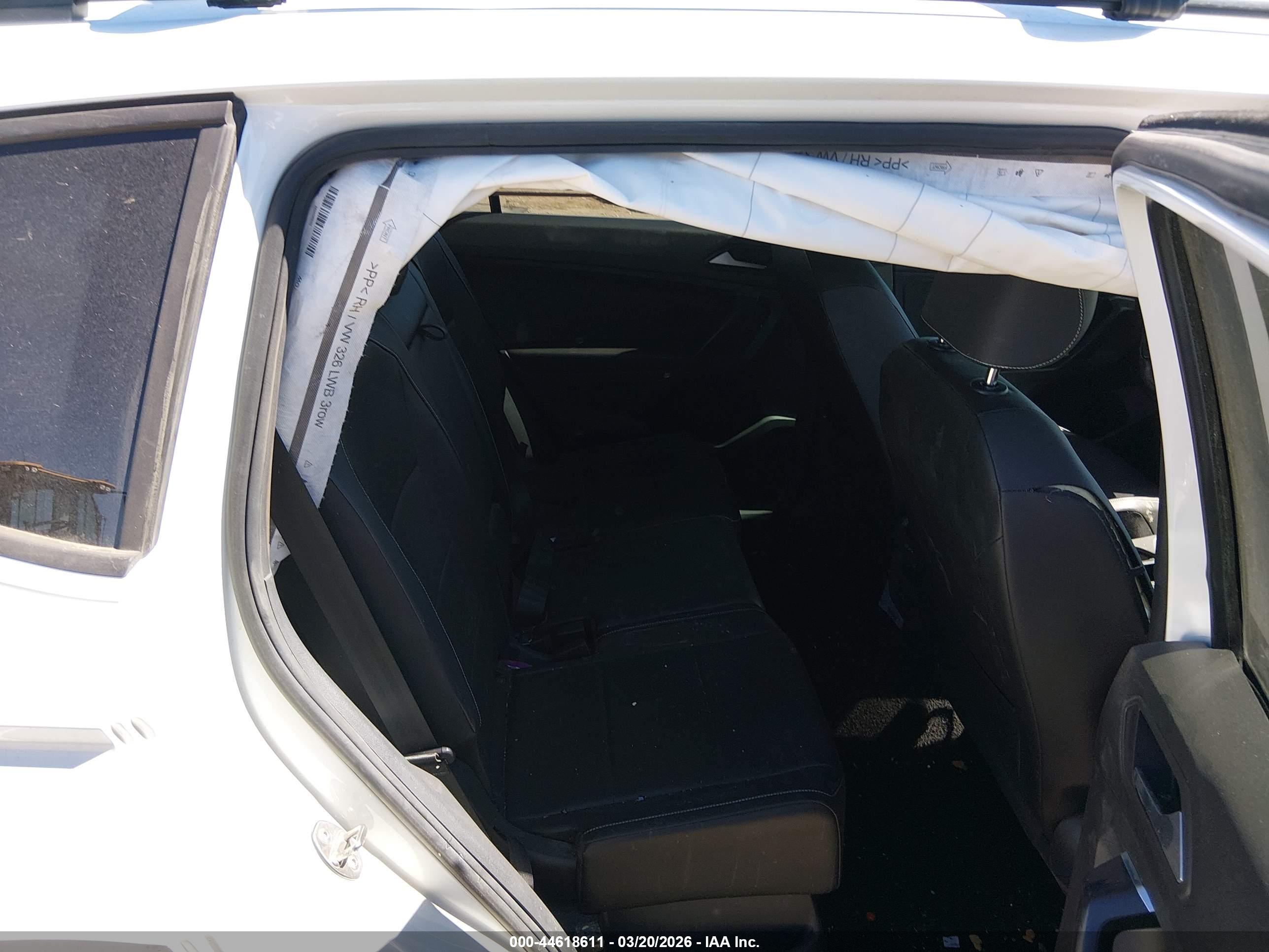 VOLKSWAGEN TIGUAN image 8