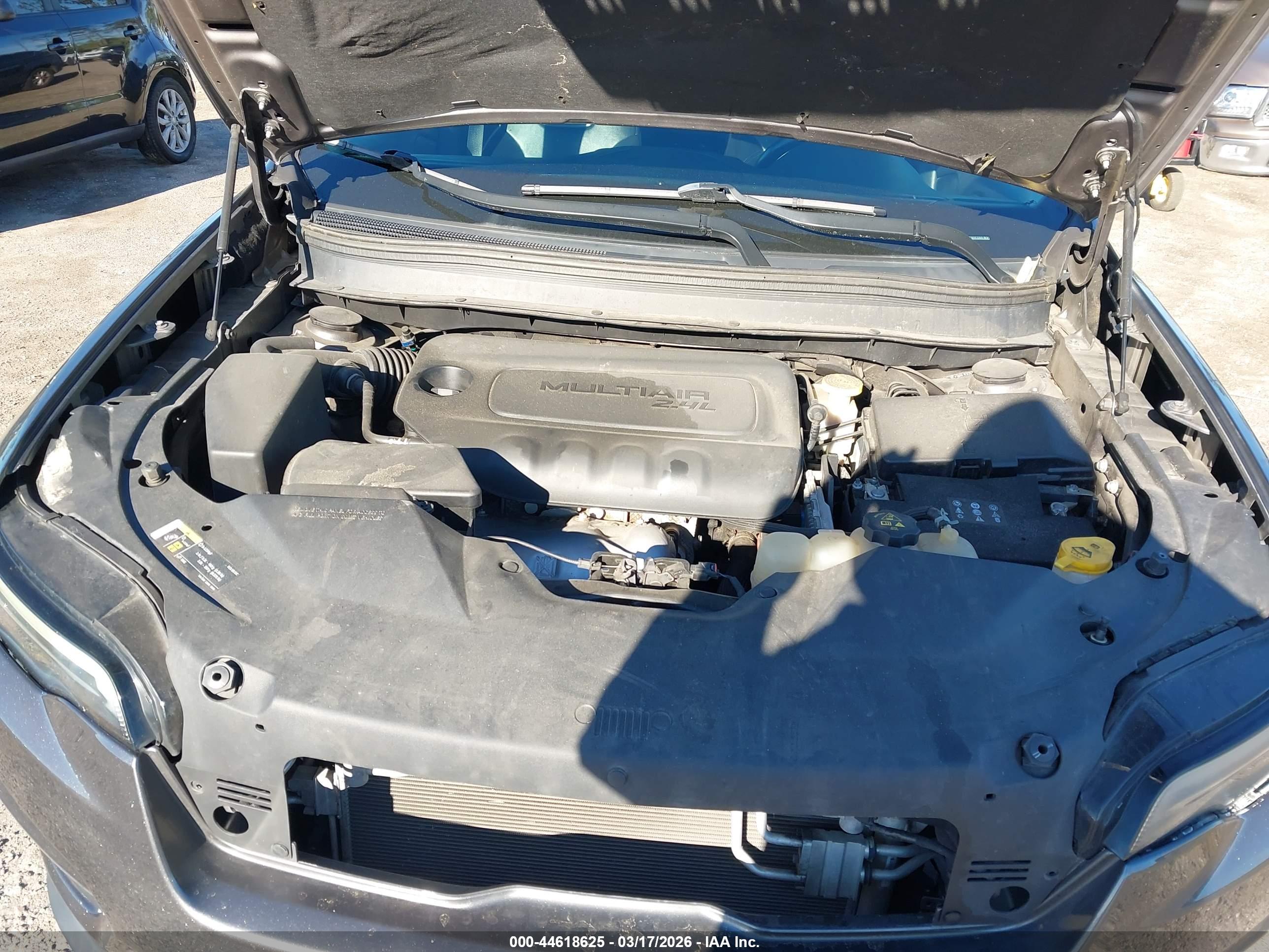 JEEP CHEROKEE image 10