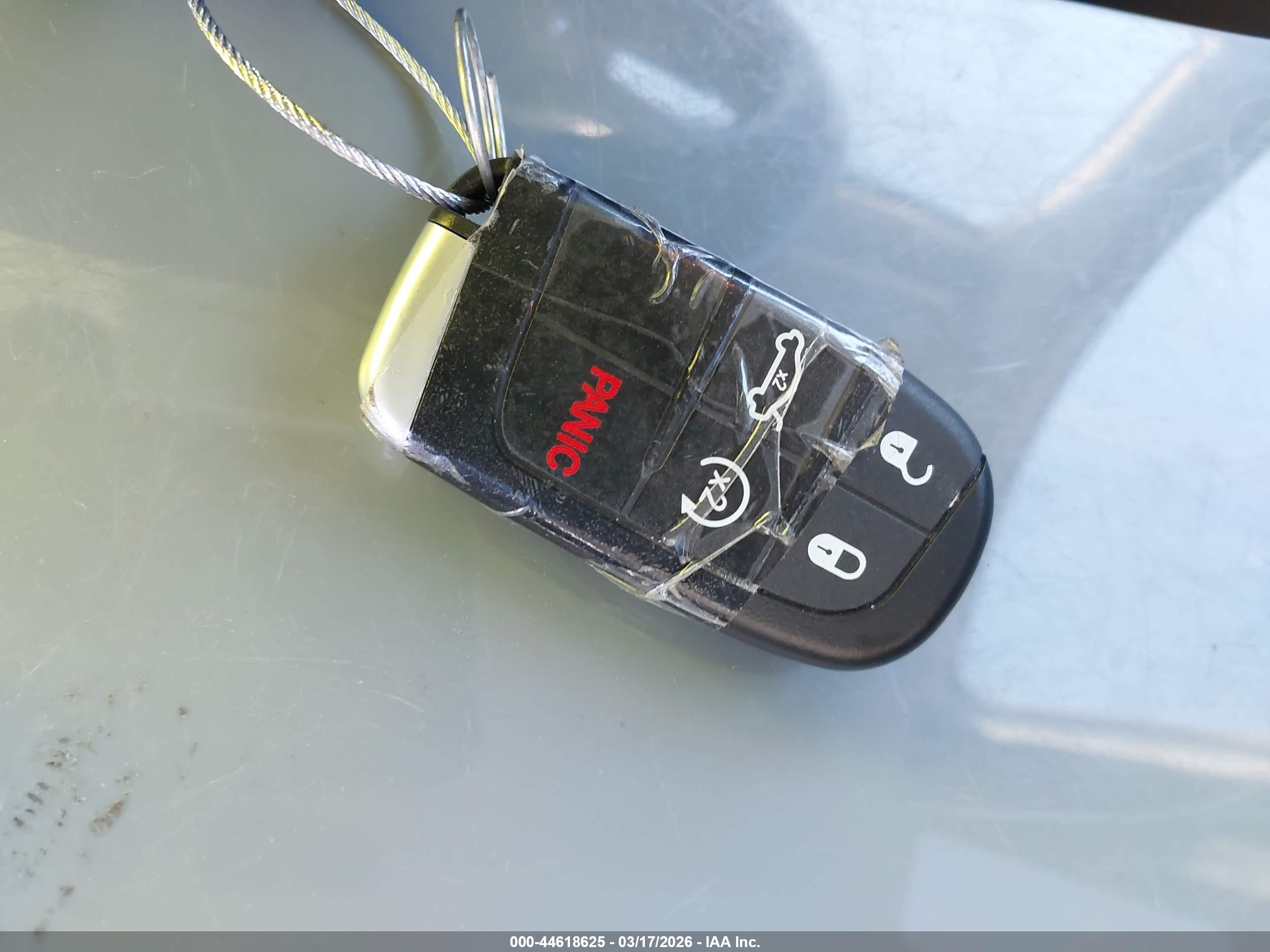 JEEP CHEROKEE image 11
