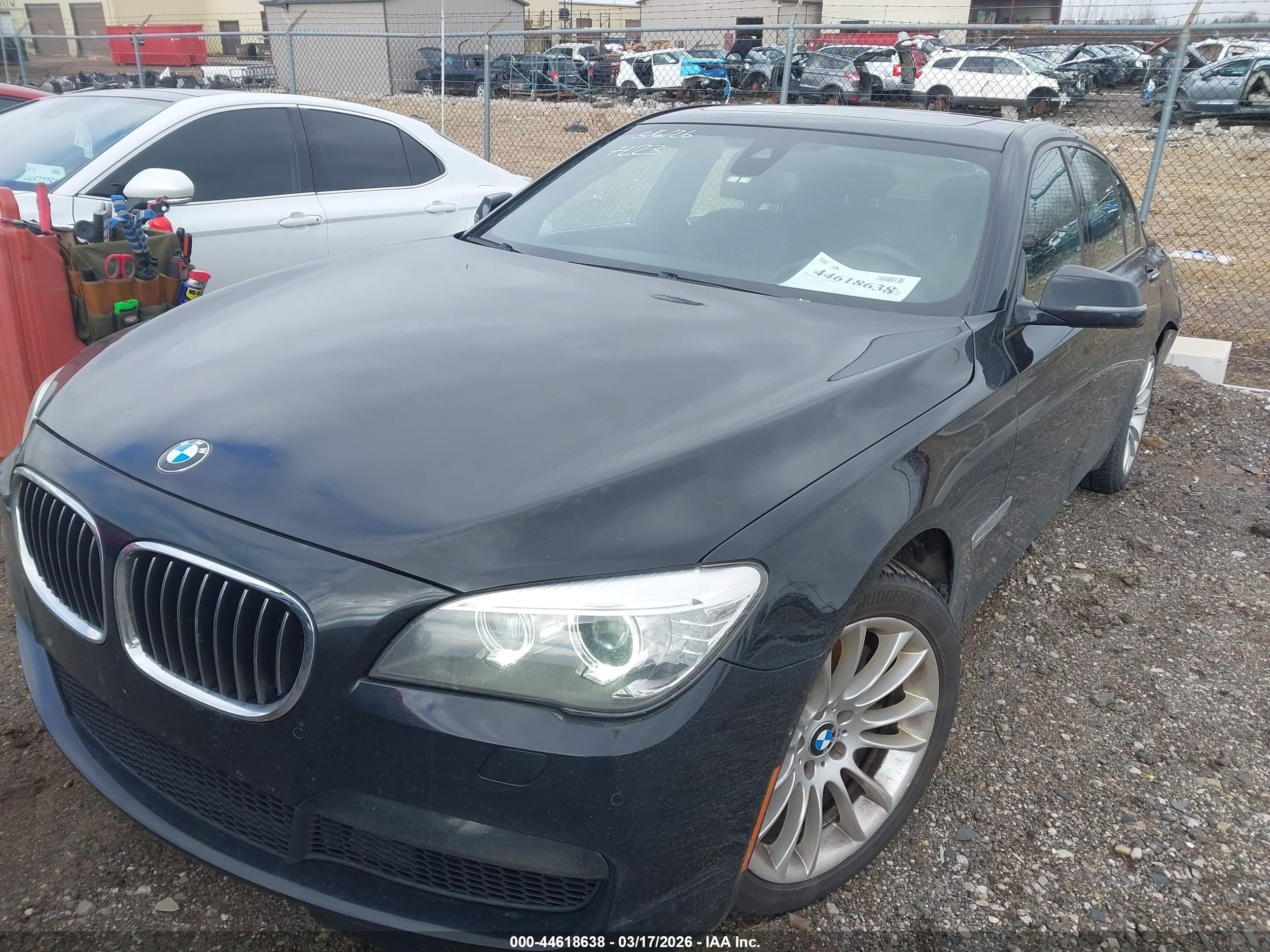 BMW 750I image 2
