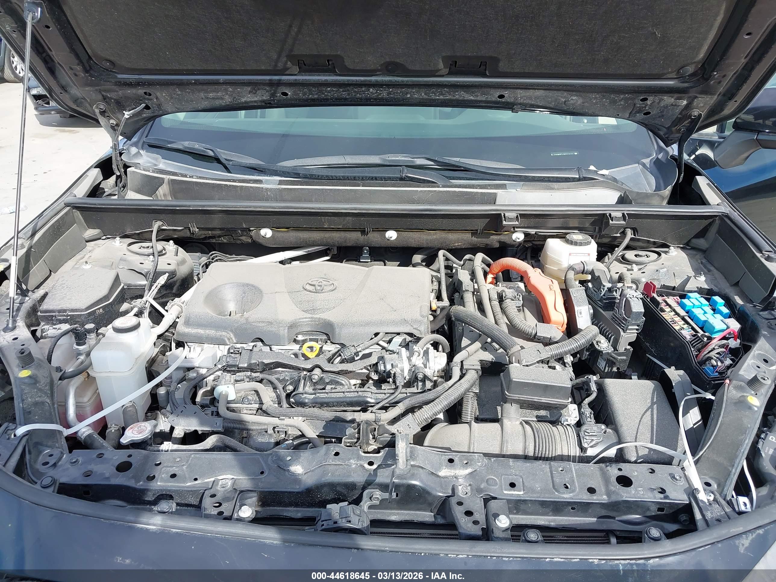 TOYOTA RAV4 image 10
