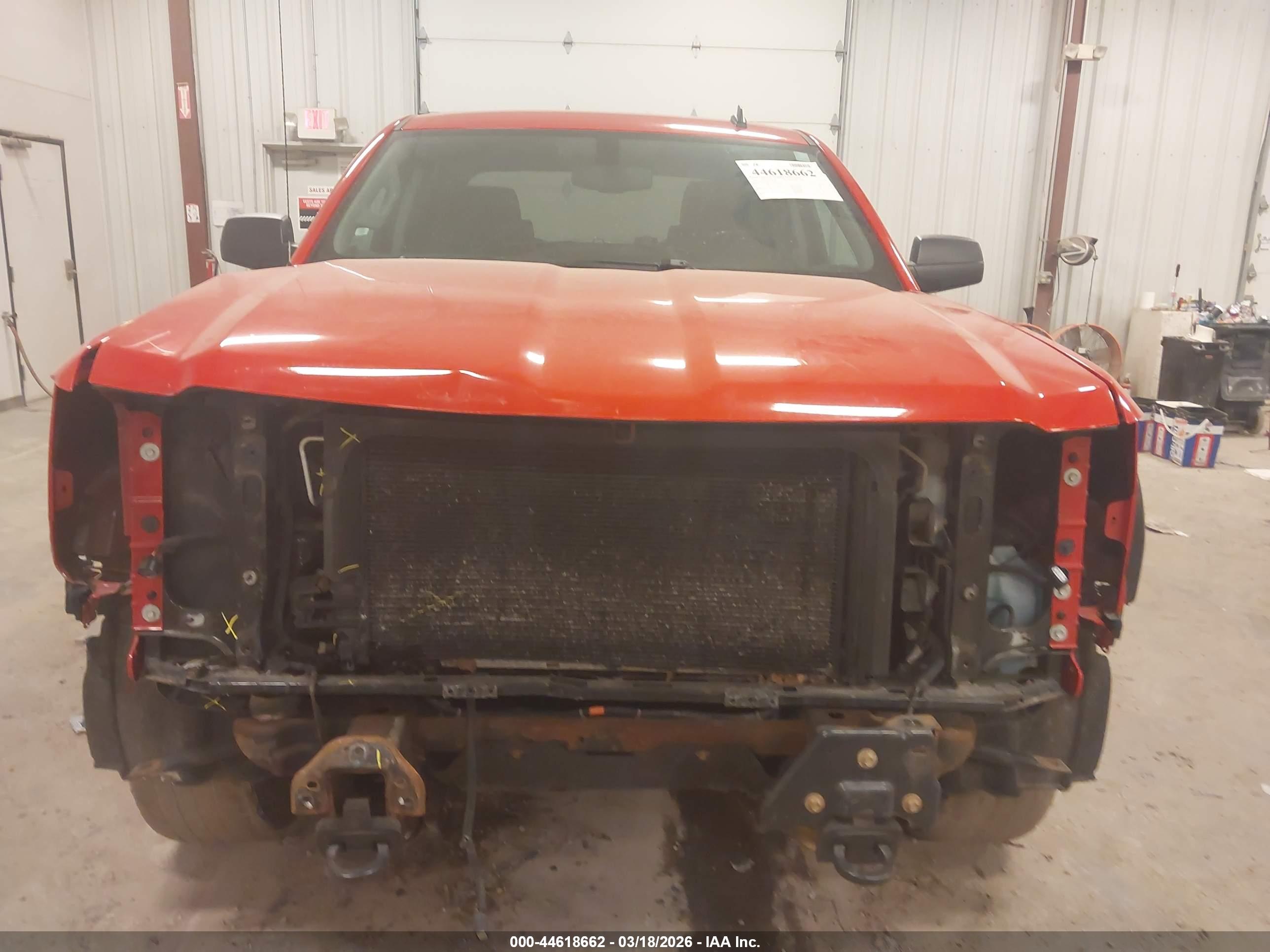 CHEVROLET SILVERADO image 6