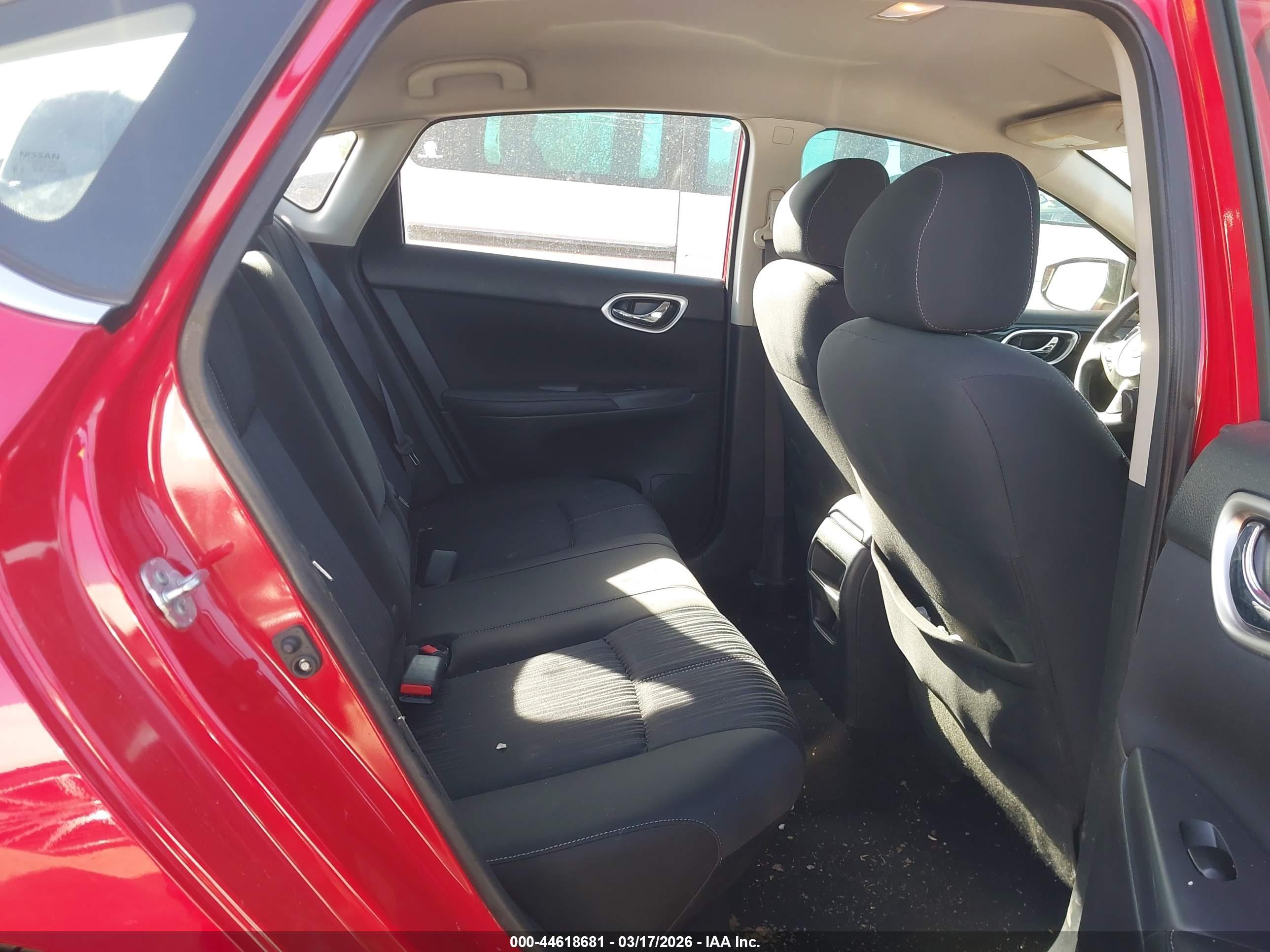 NISSAN SENTRA image 8