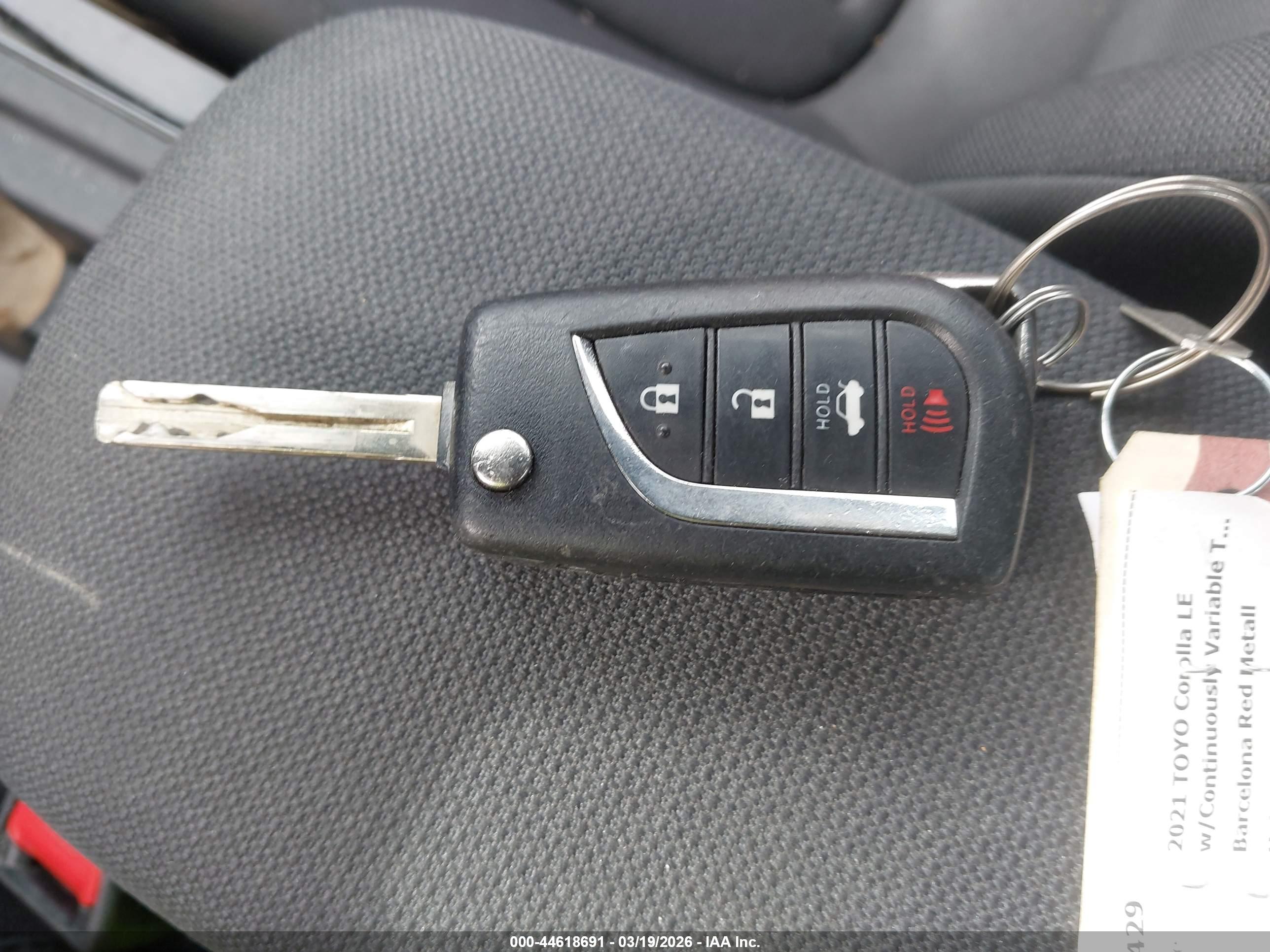 TOYOTA COROLLA image 11