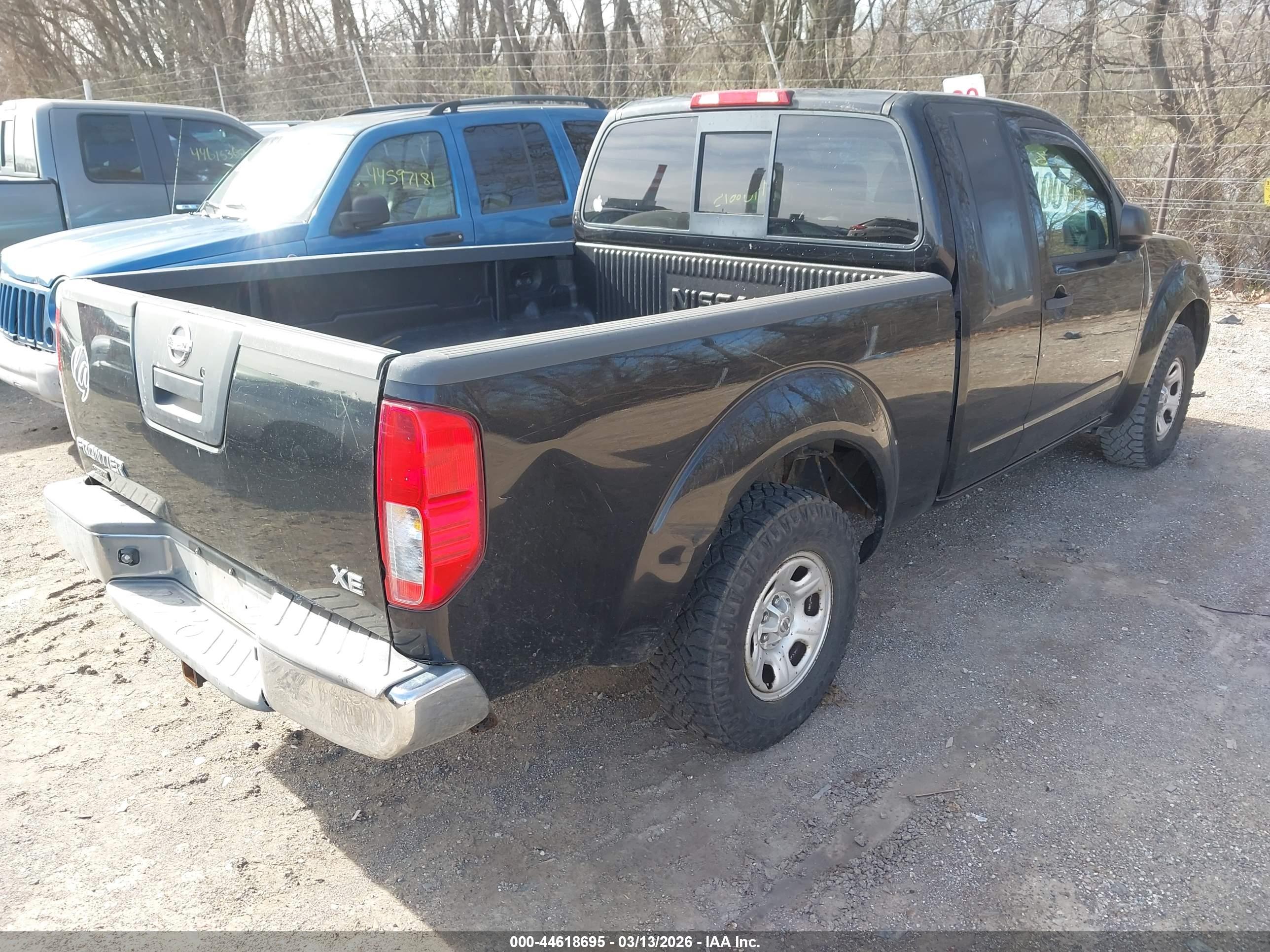 NISSAN FRONTIER image 4