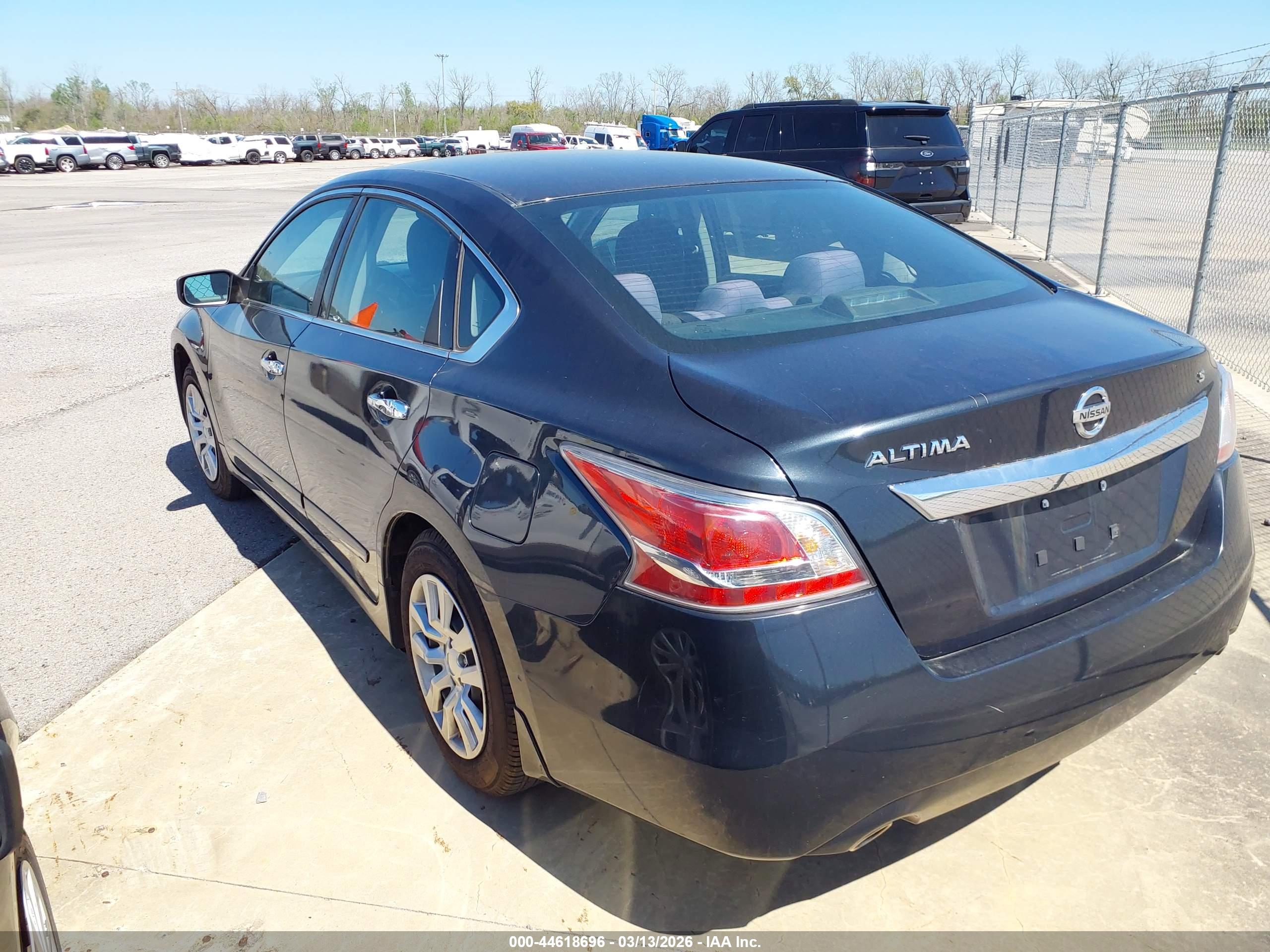 NISSAN ALTIMA image 3
