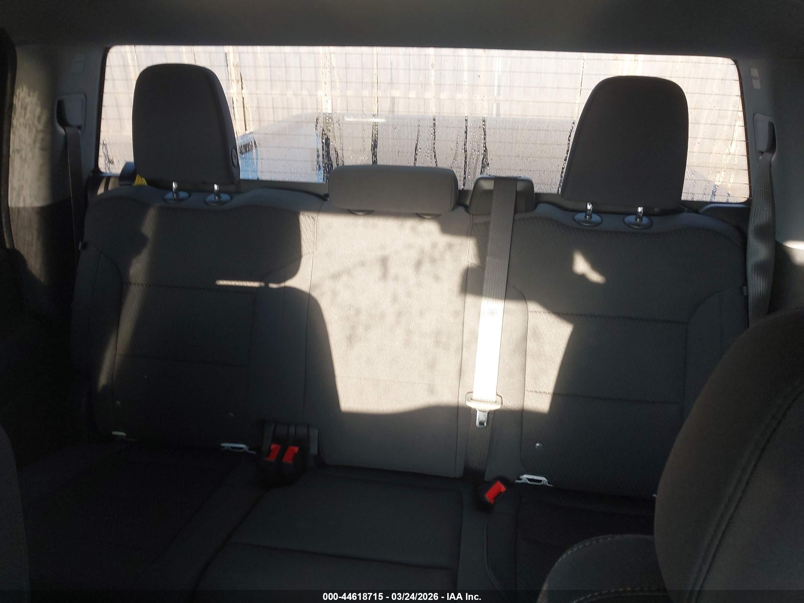 GMC SIERRA image 7