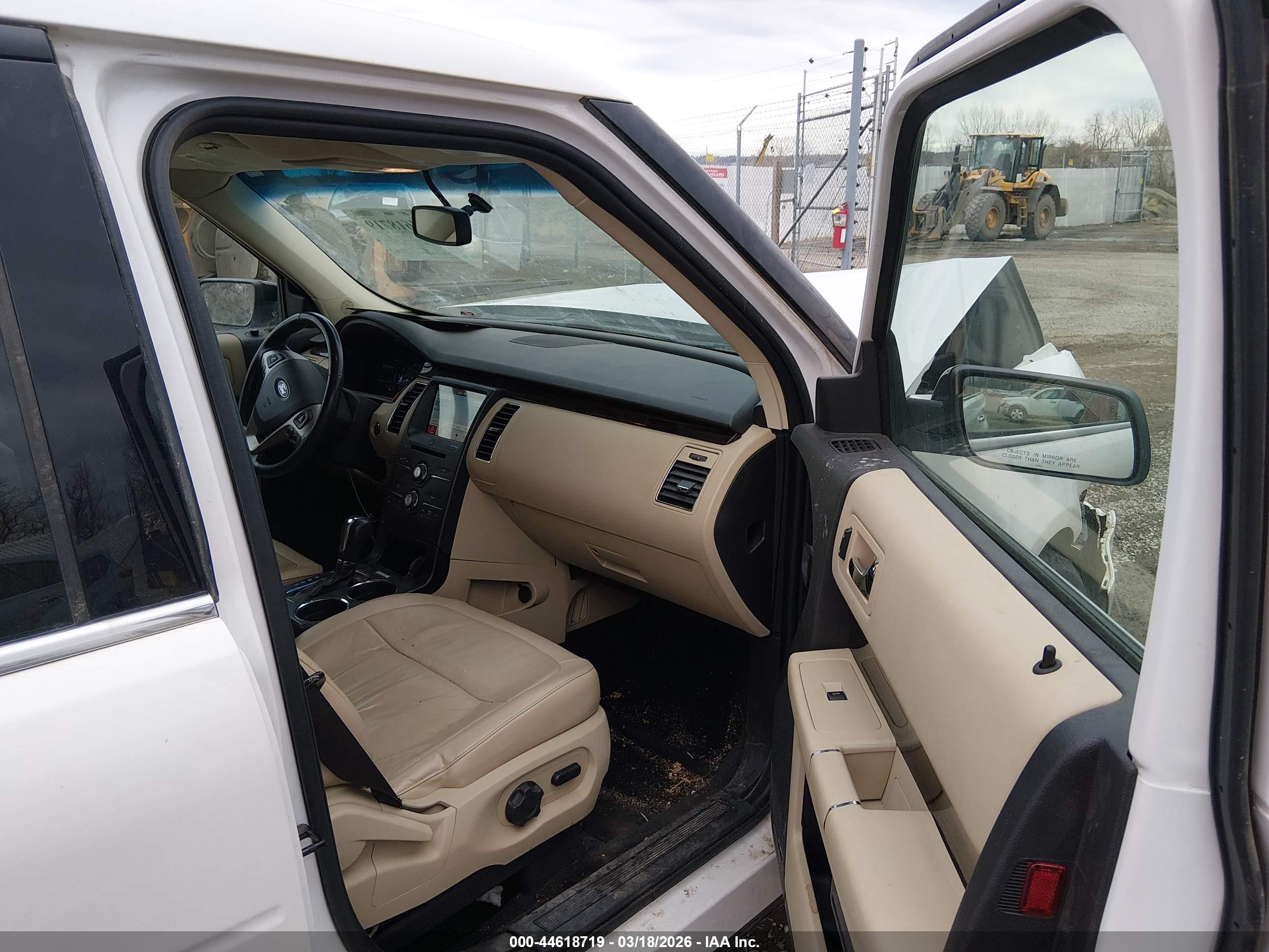 FORD FLEX image 5