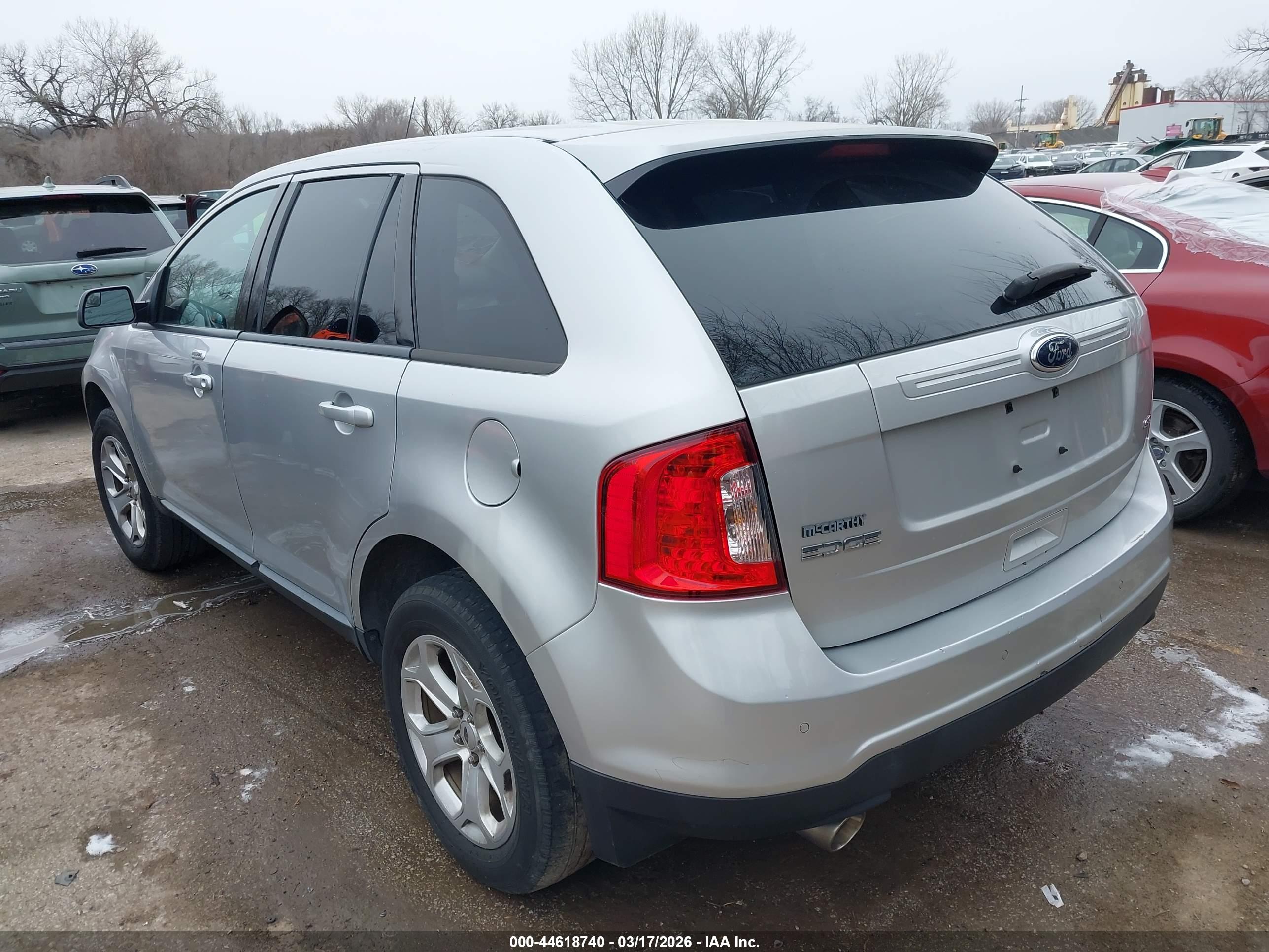 FORD EDGE image 3