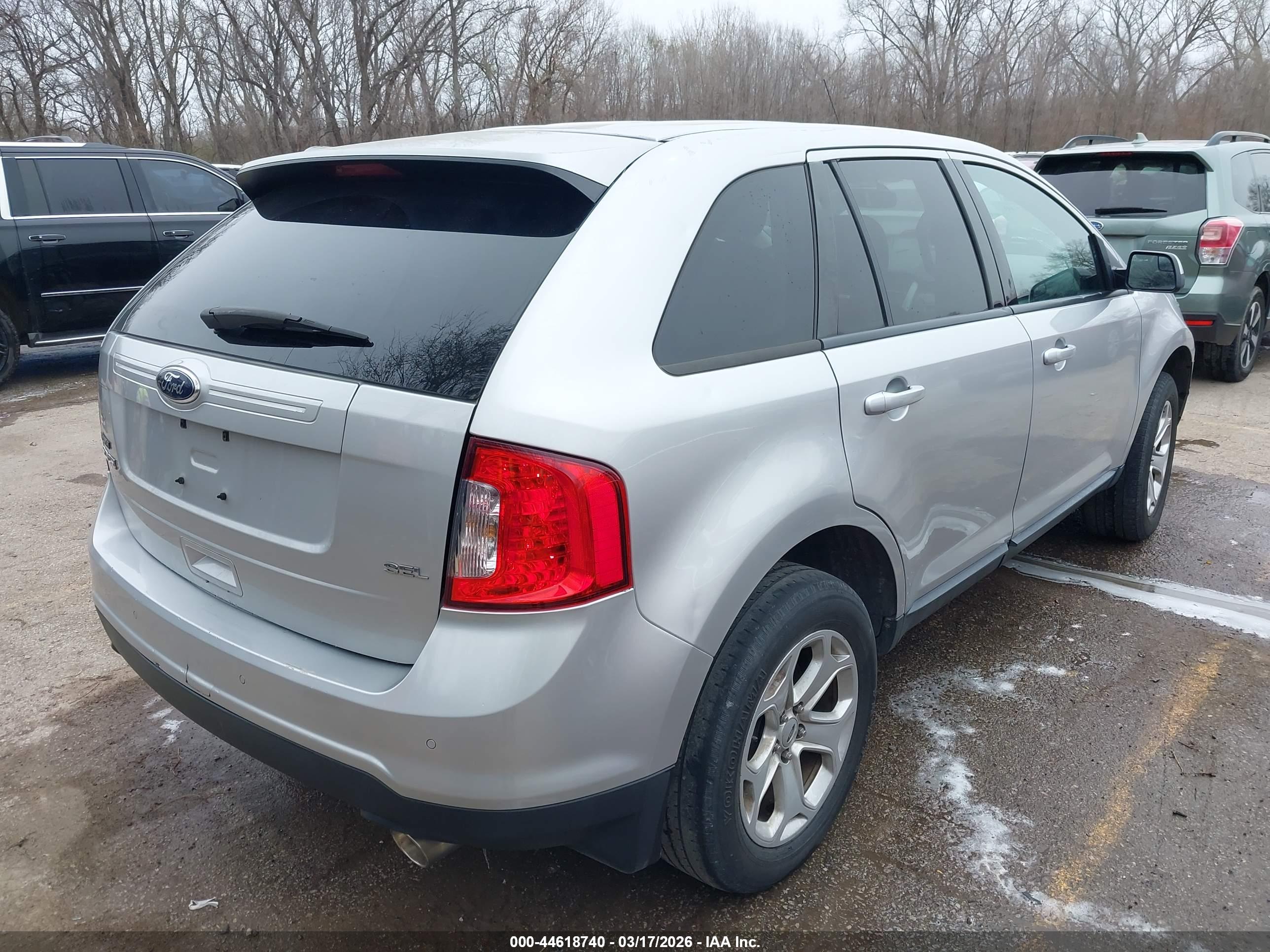 FORD EDGE image 4