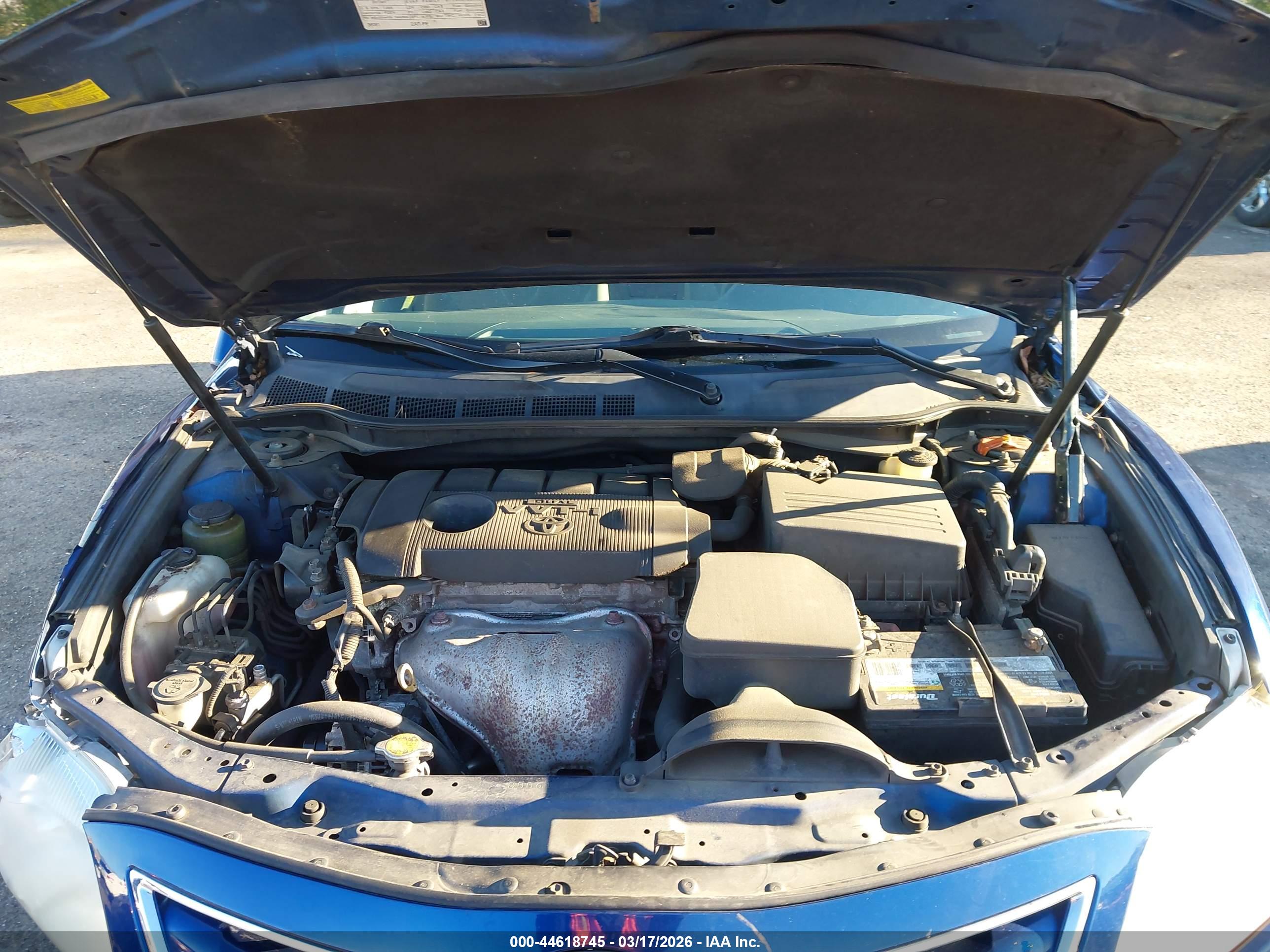 TOYOTA CAMRY image 10