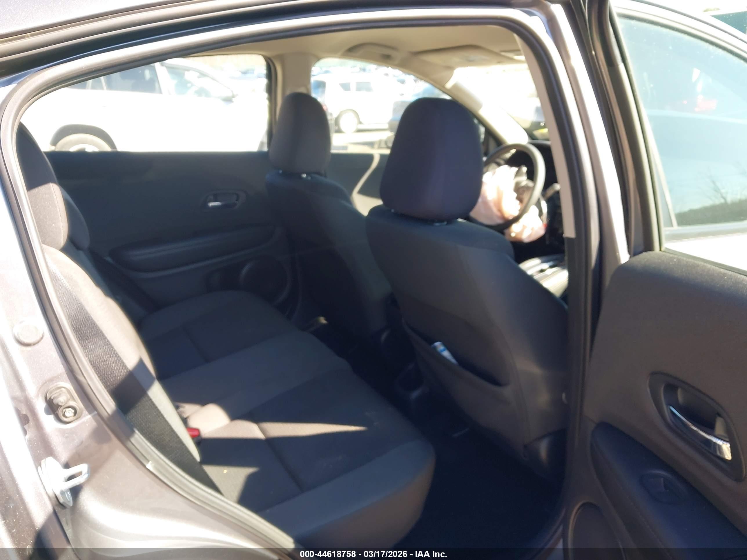 HONDA HR-V image 8