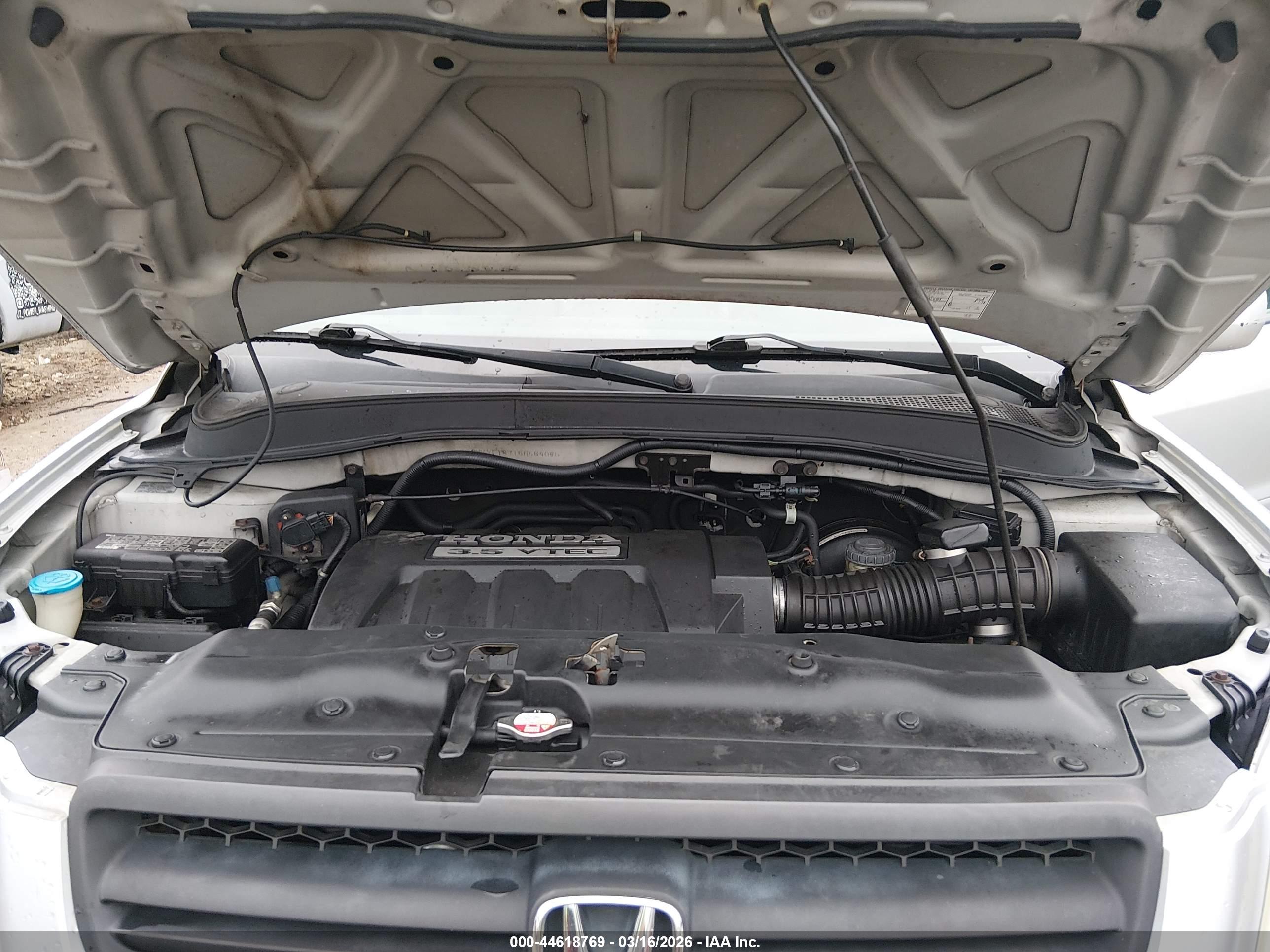 HONDA PILOT image 10