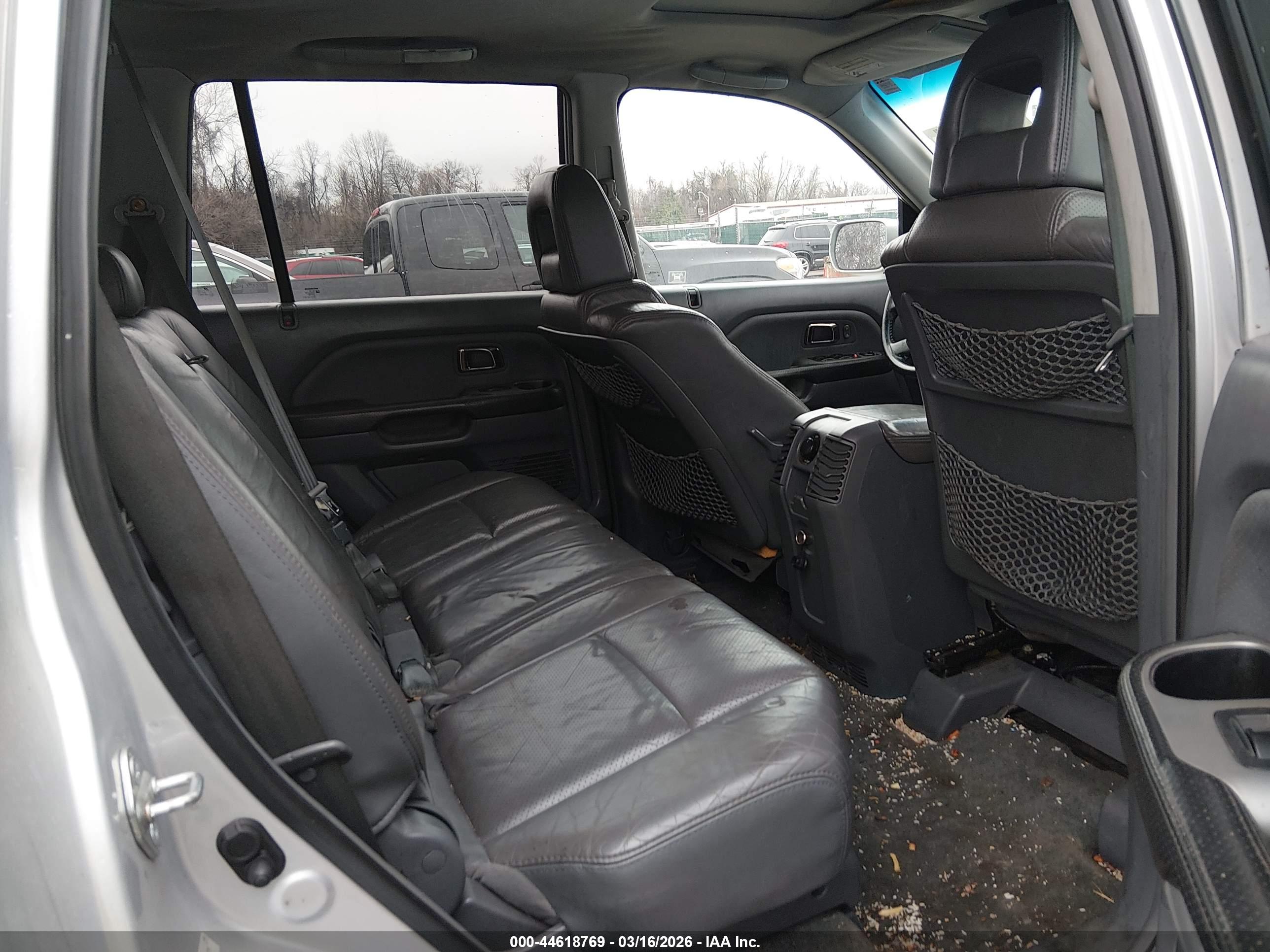 HONDA PILOT image 8