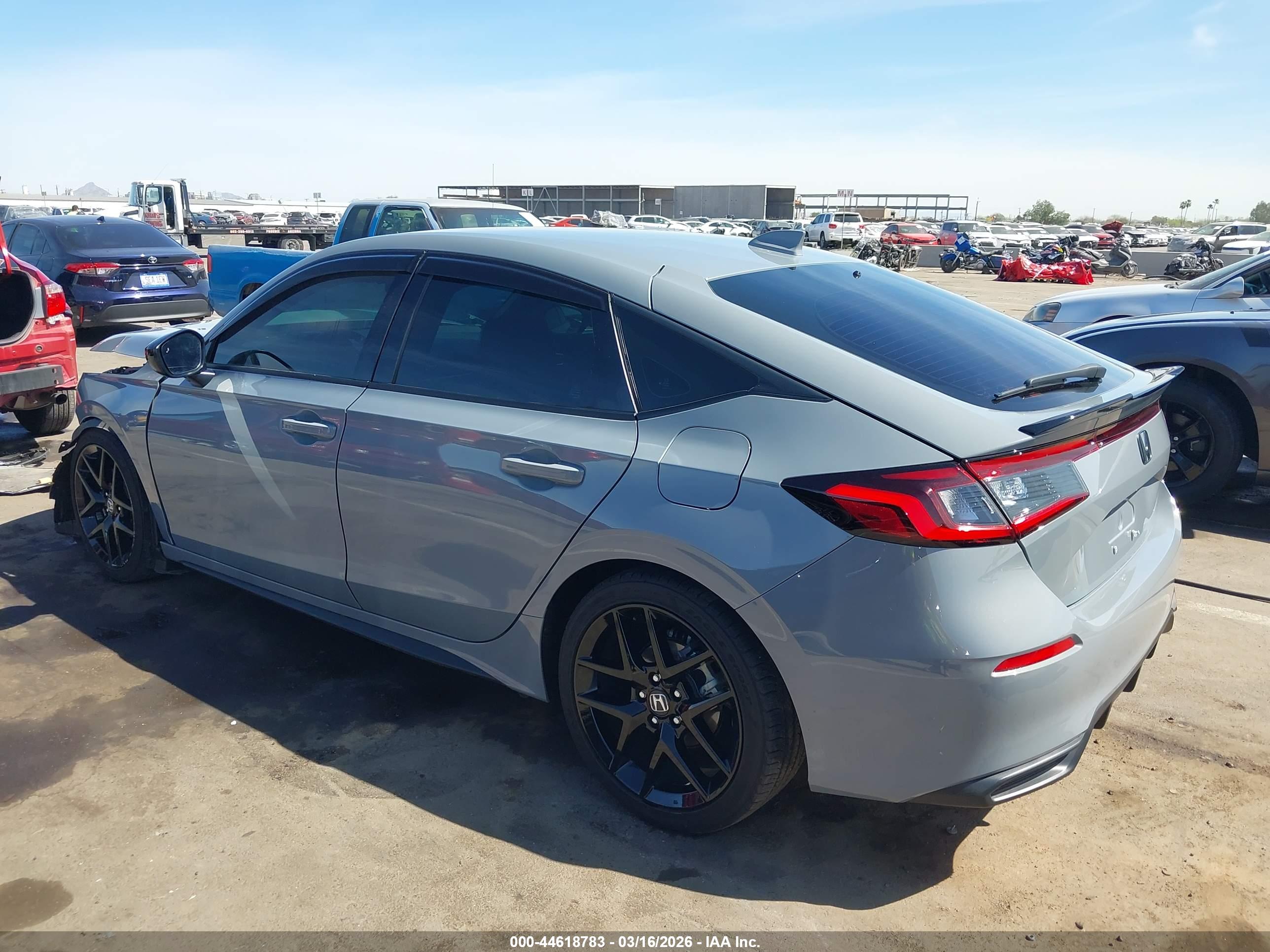 HONDA CIVIC image 3