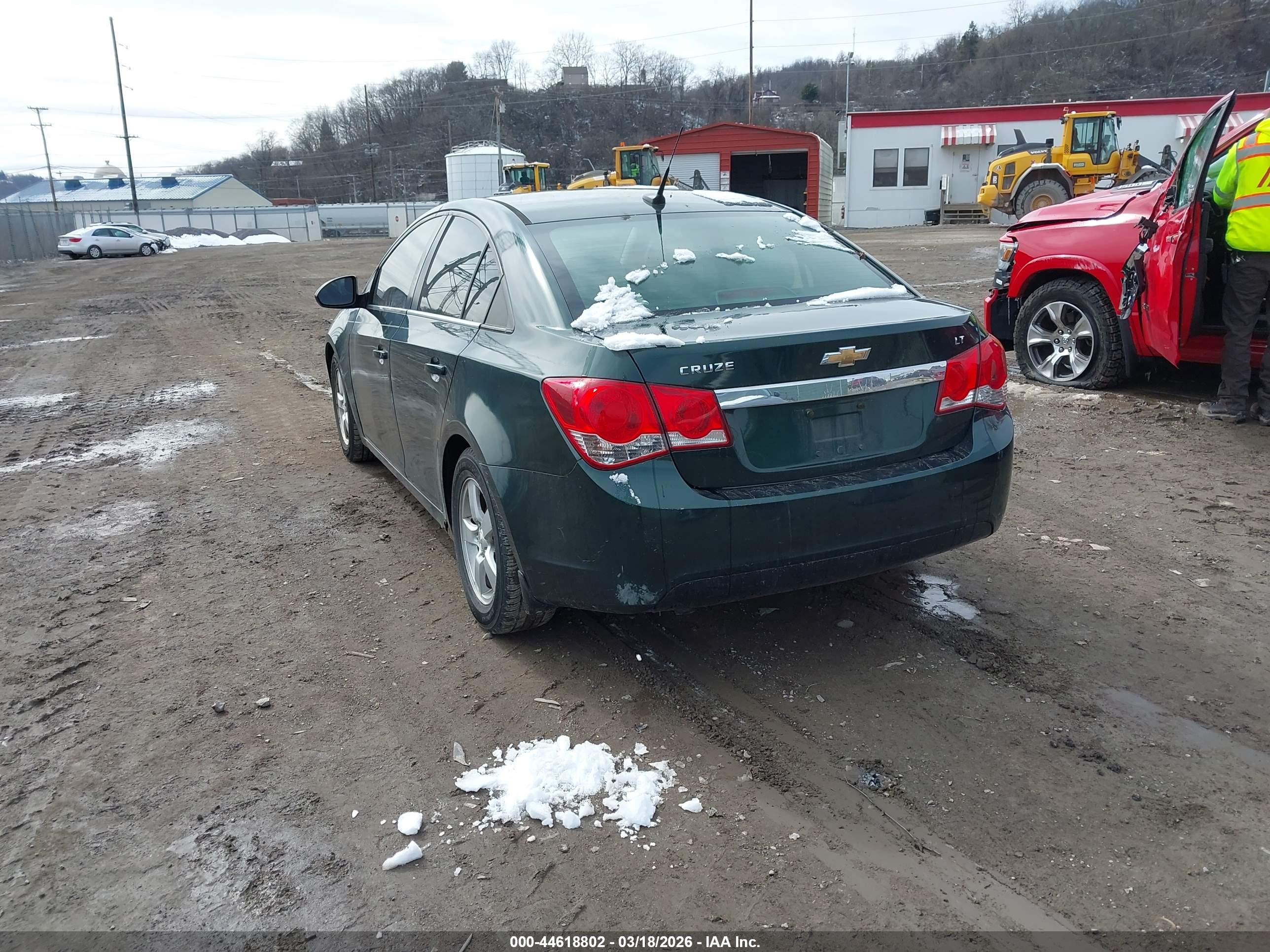 CHEVROLET CRUZE image 3